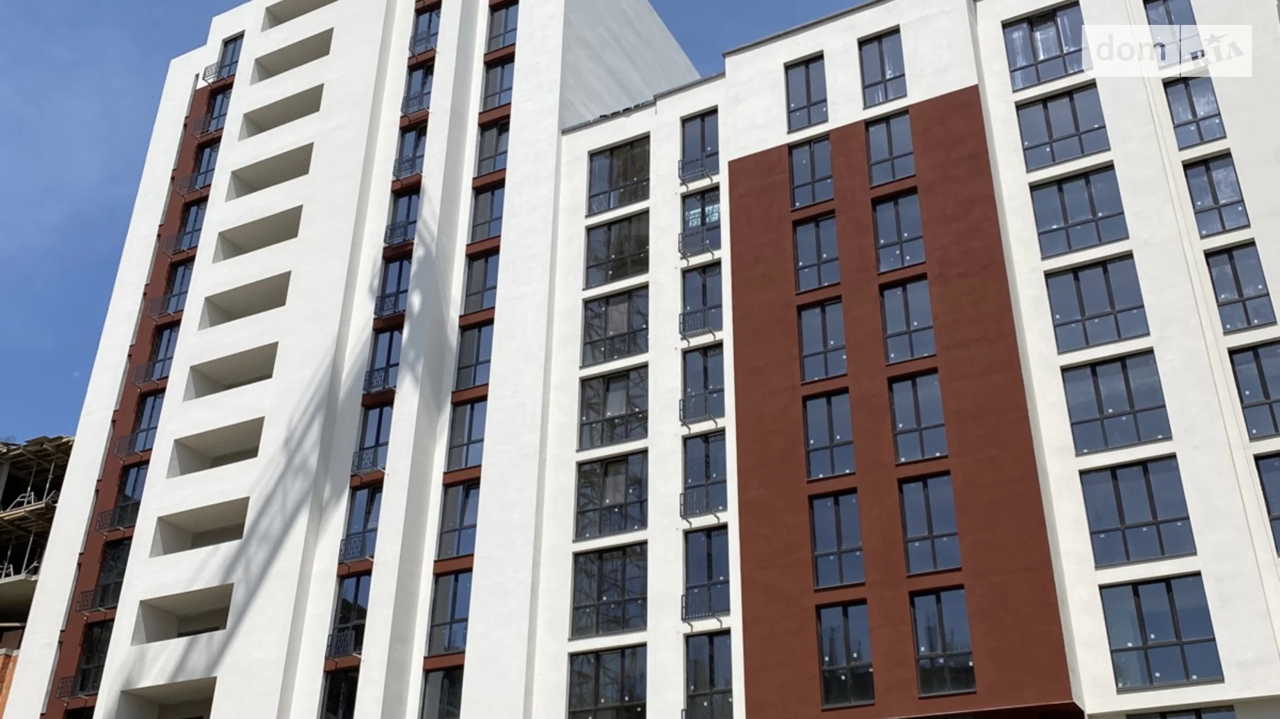 Продается 1-комнатная квартира 43 кв. м в Ивано-Франковске, ул. Химиков, 29 - фото 2