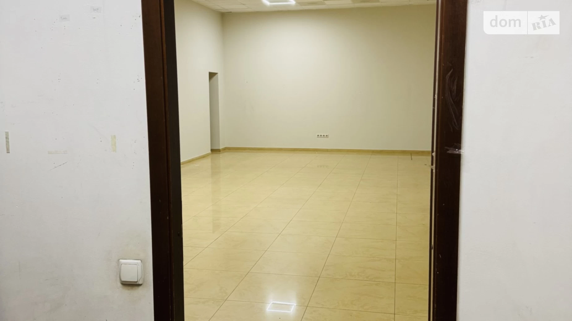 Сдается в аренду офис 80 кв. м в бизнес-центре, цена: 20000 грн - фото 3