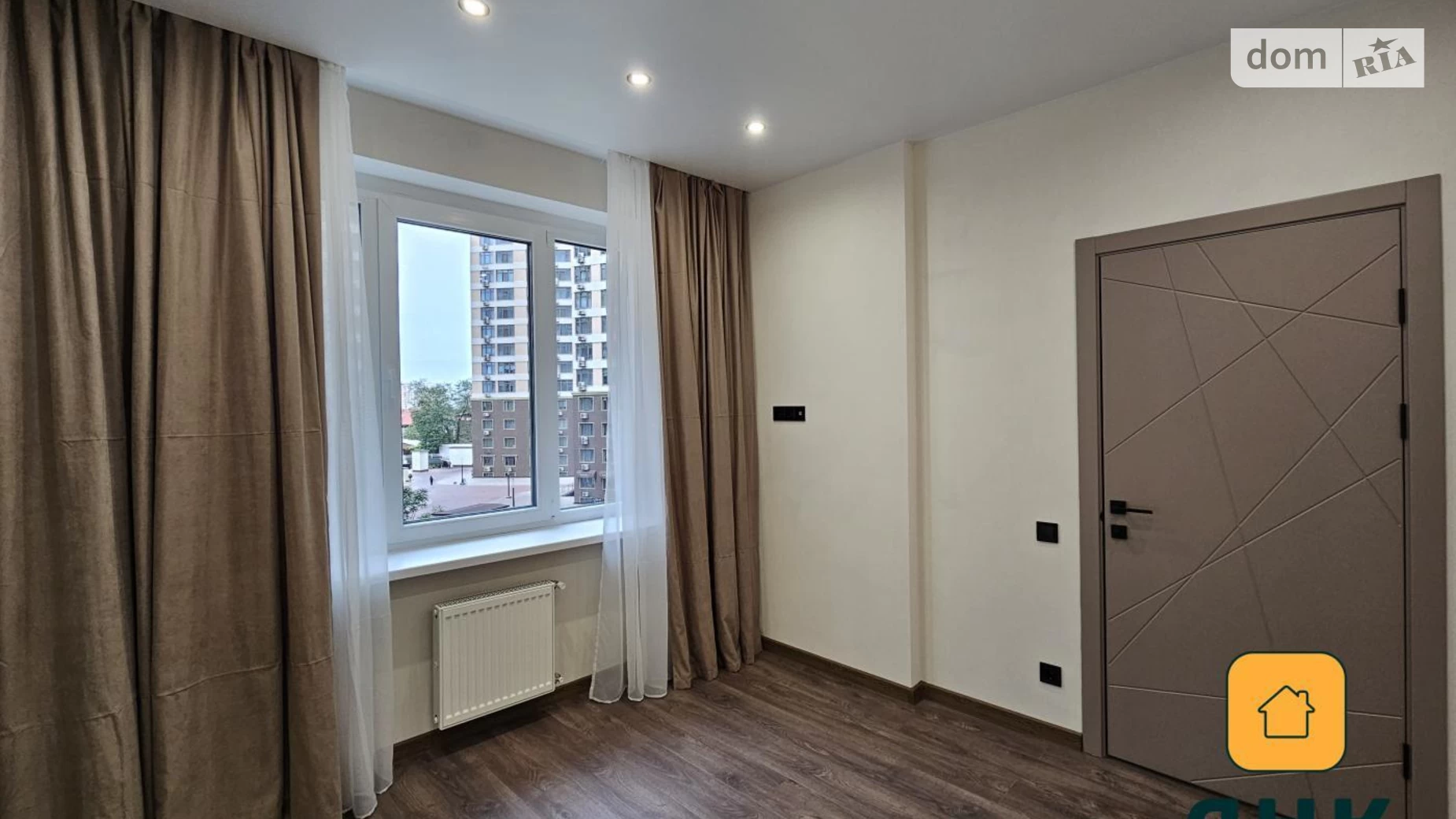 Продается 3-комнатная квартира 107 кв. м в Одессе, ул. Валерия Самофалова, 16А/2 - фото 4