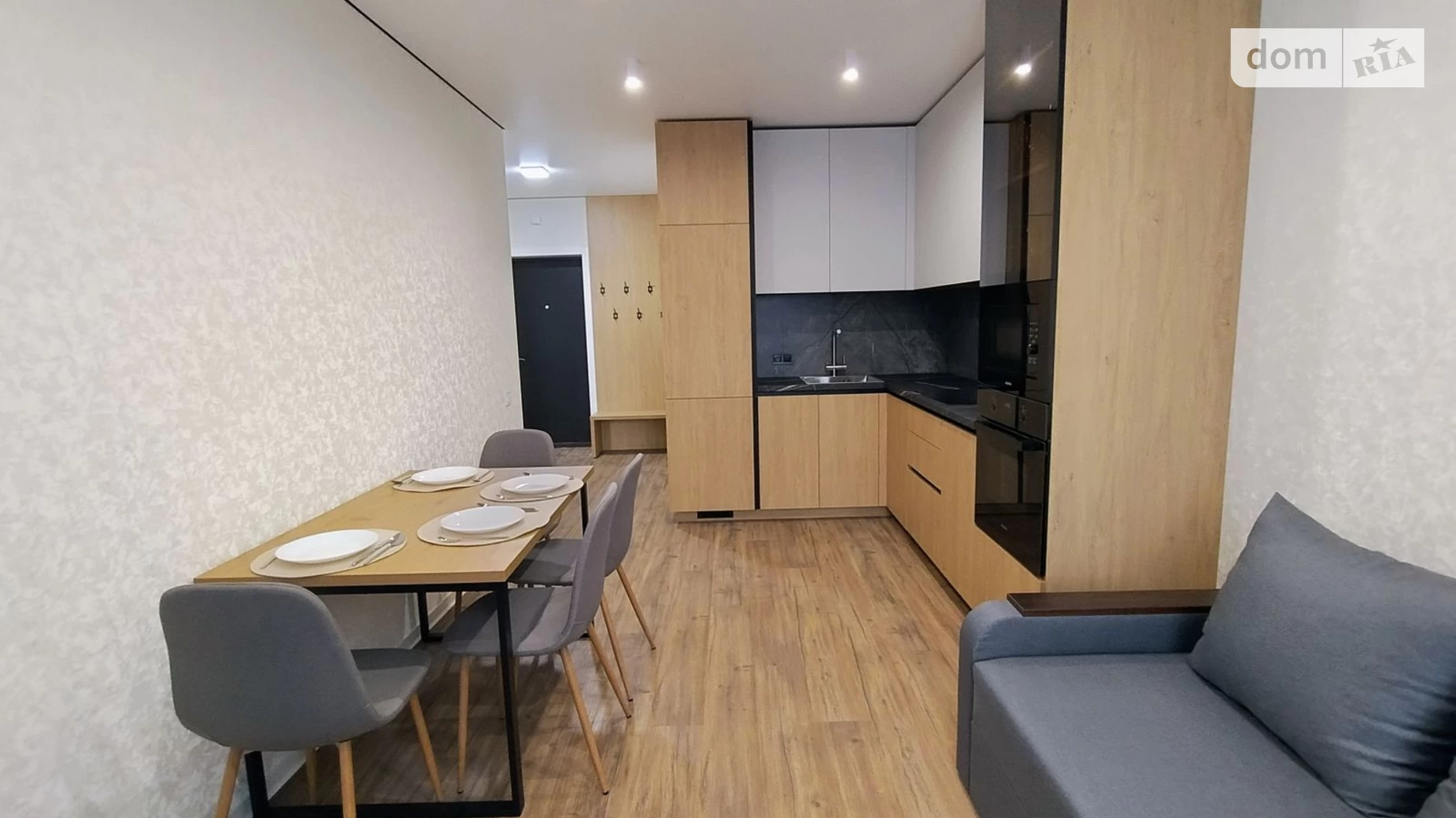 Продается 1-комнатная квартира 44 кв. м в Киеве, ул. Семьи Кристеров, 14Б - фото 2