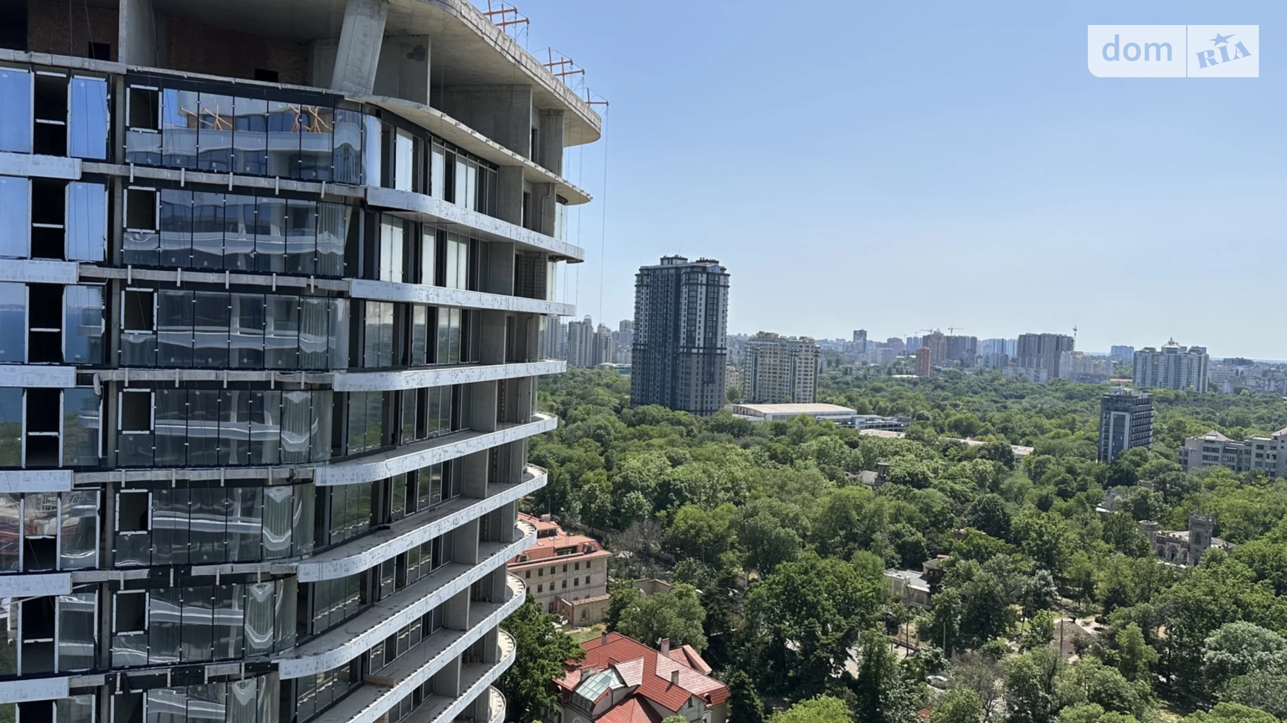 Продается 1-комнатная квартира 46 кв. м в Одессе, бул. Французский, 63/65 корпус 3 - фото 2