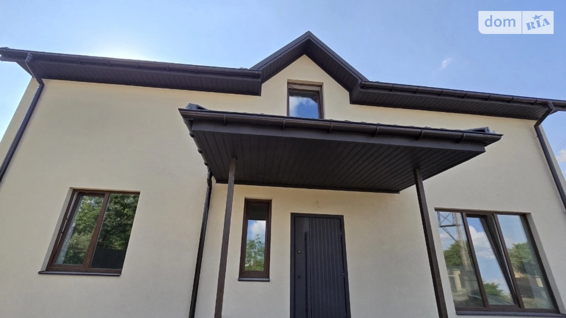 Продается дом на 2 этажа 160 кв. м с верандой, цена: 91999 $ - фото 2