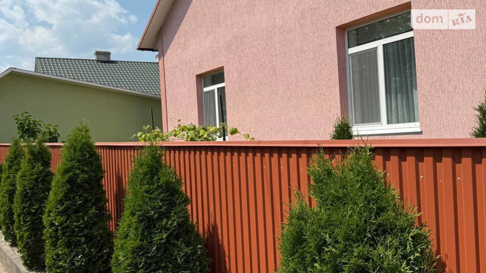 Продается дом на 2 этажа 288 кв. м с верандой, цена: 180000 $ - фото 2