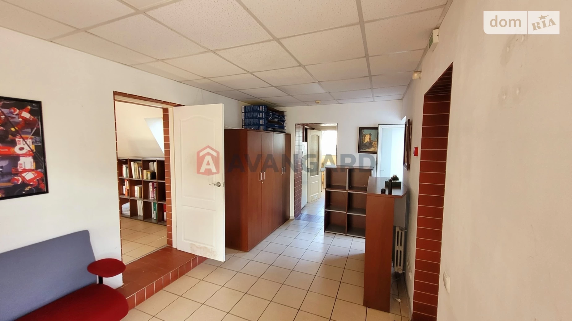Продається офіс 84 кв. м в бізнес-центрі, цена: 118000 $ - фото 4