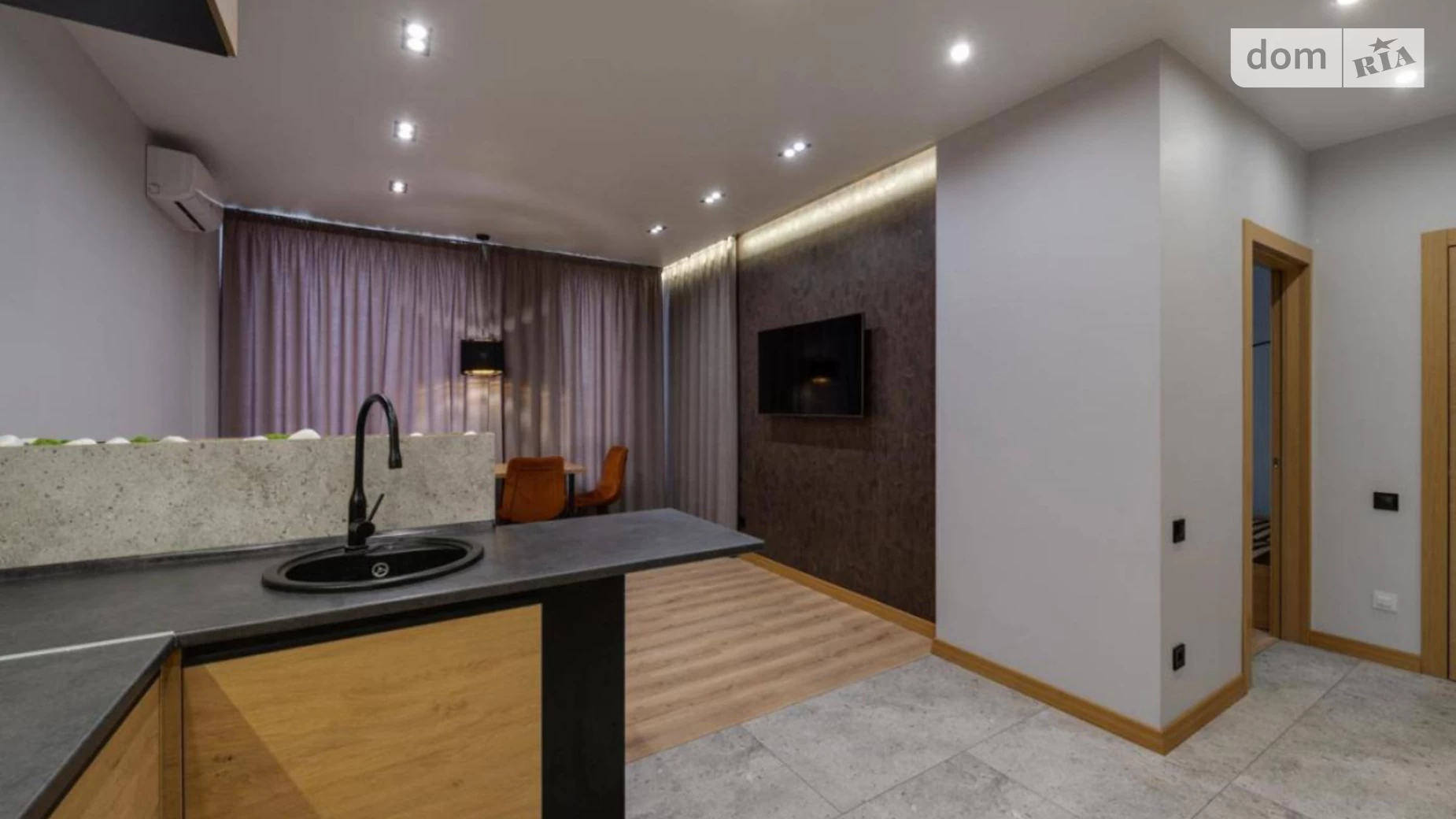 Продается 1-комнатная квартира 43.6 кв. м в Киеве, ул. Юрия Липы, 6А - фото 3