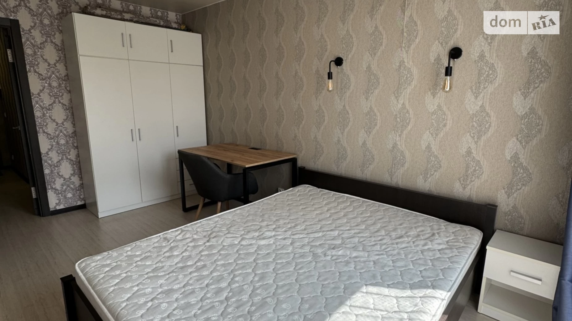 Продається 1-кімнатна квартира 39.8 кв. м у Львові, вул. Зелена - фото 2