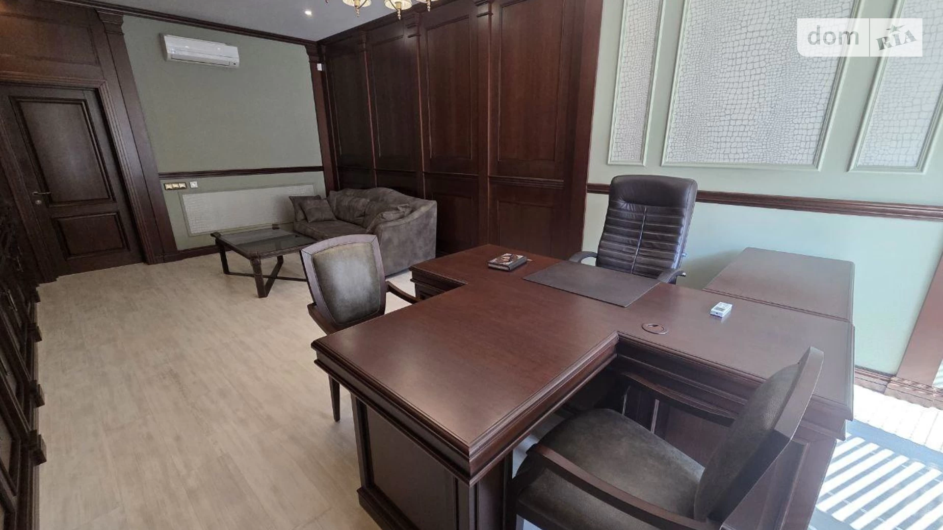 Сдается в аренду офис 100 кв. м в бизнес-центре, цена: 2000 $ - фото 2