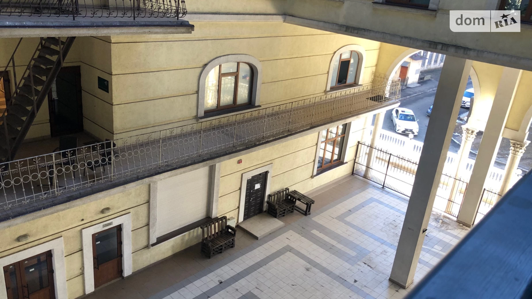 Продается 3-комнатная квартира 121 кв. м в Одессе, пер. Ониловой, 18 - фото 2