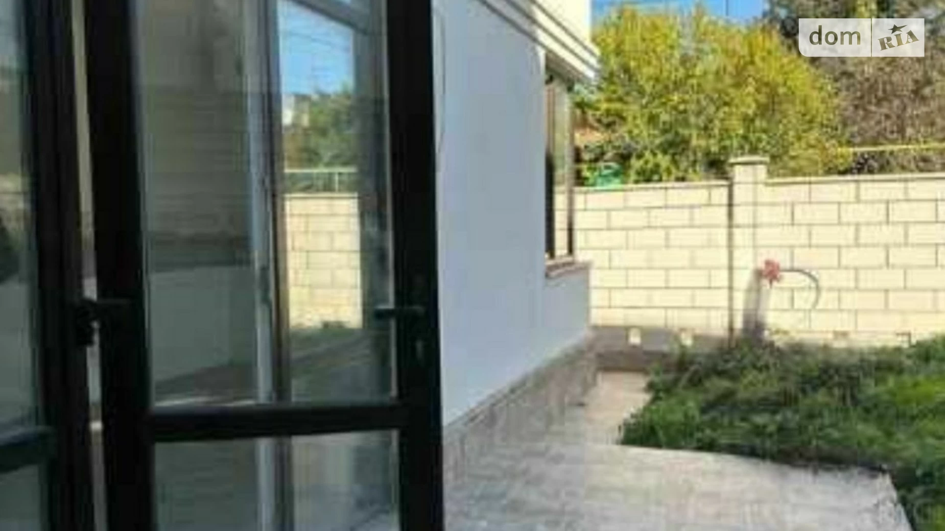 Продается дом на 2 этажа 205 кв. м с баней/сауной, цена: 235000 $ - фото 3