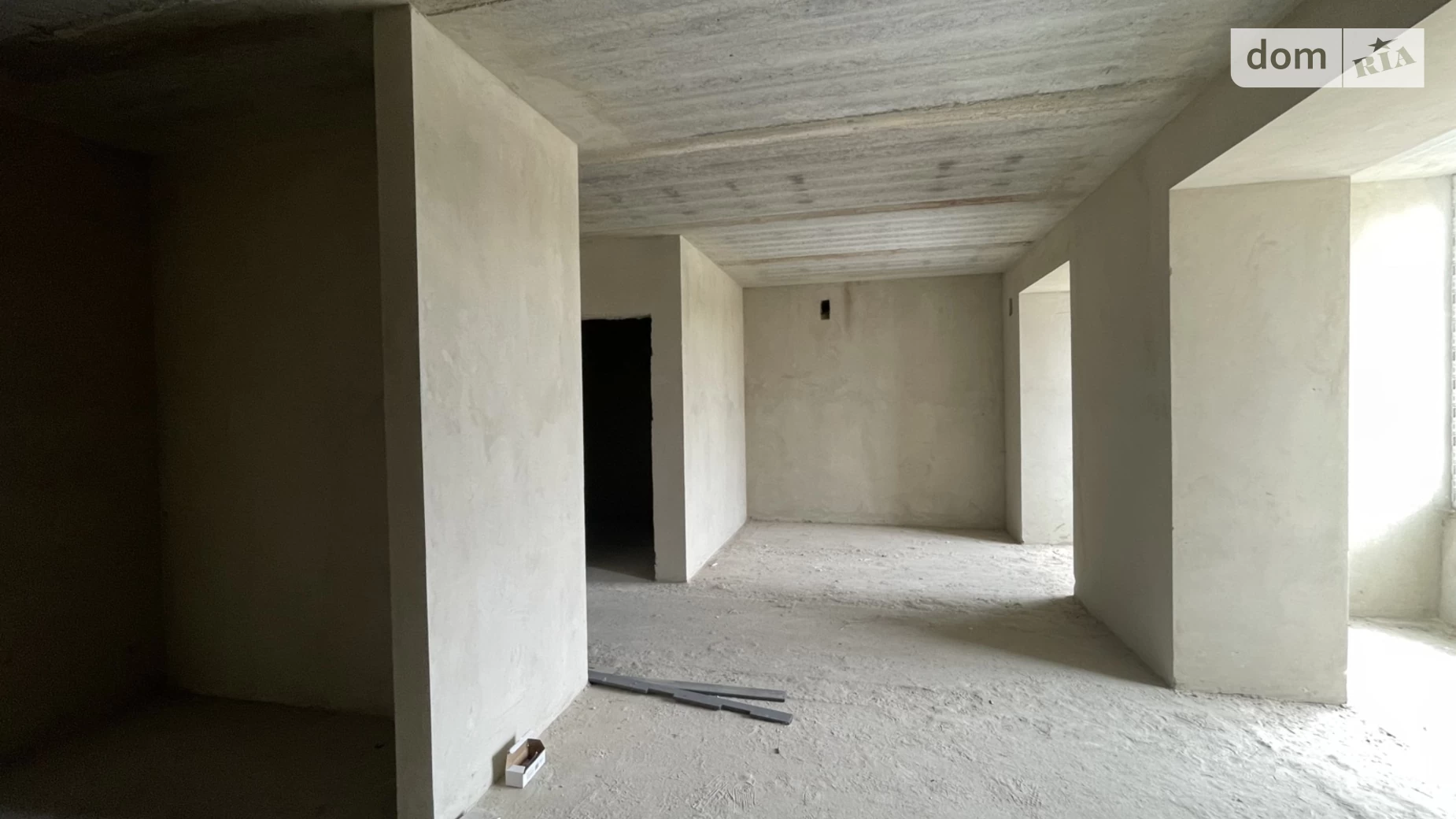 Продается 1-комнатная квартира 46.6 кв. м в, цена: 24300 $ - фото 2
