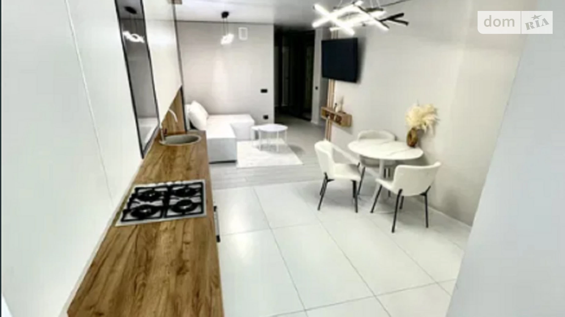 2-кімнатна квартира 70 кв. м у Тернополі, вул. Київська - фото 2