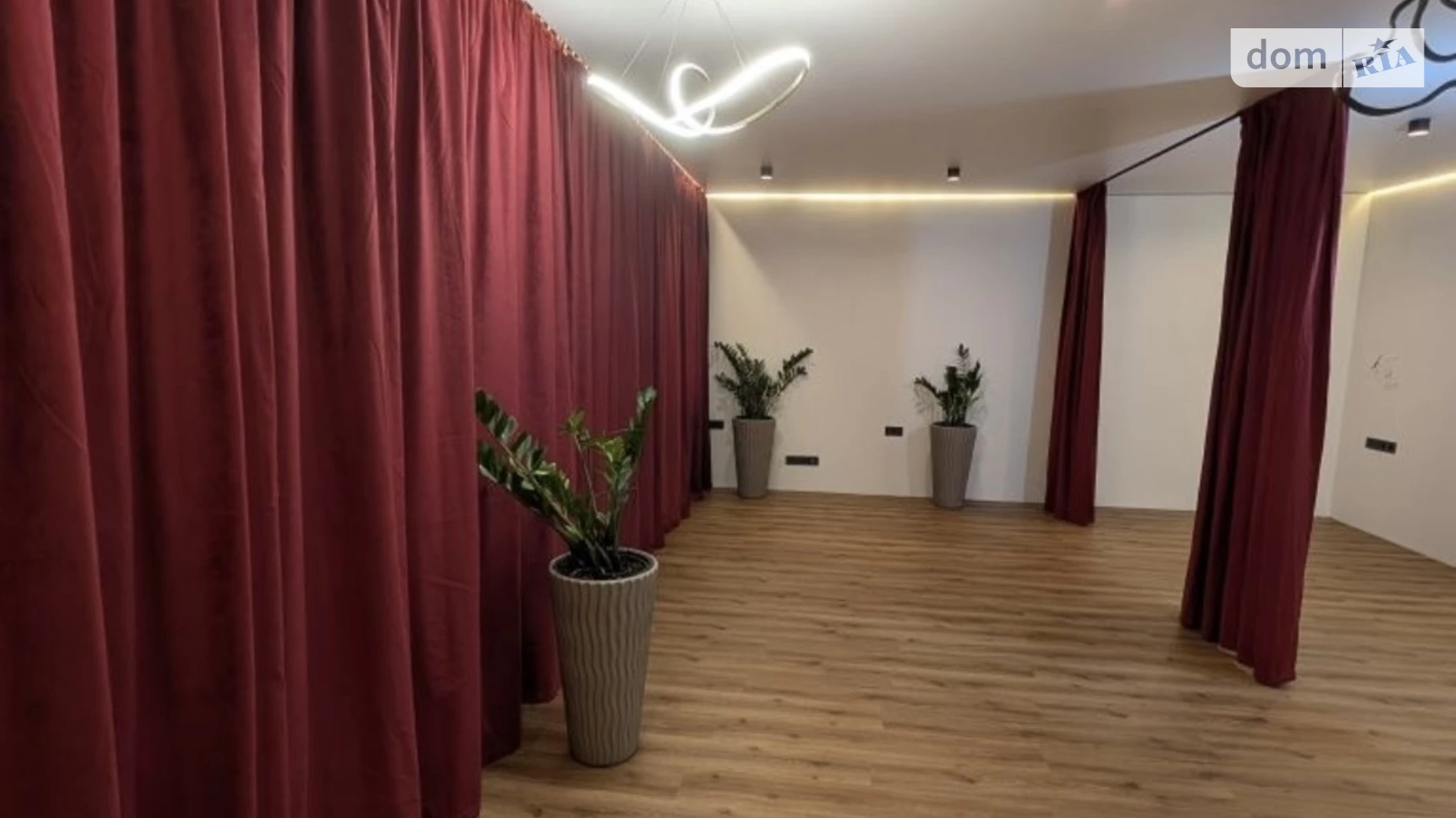 Продается 2-комнатная квартира 46 кв. м в Киеве, ул. Академика Янгеля, 2А - фото 2