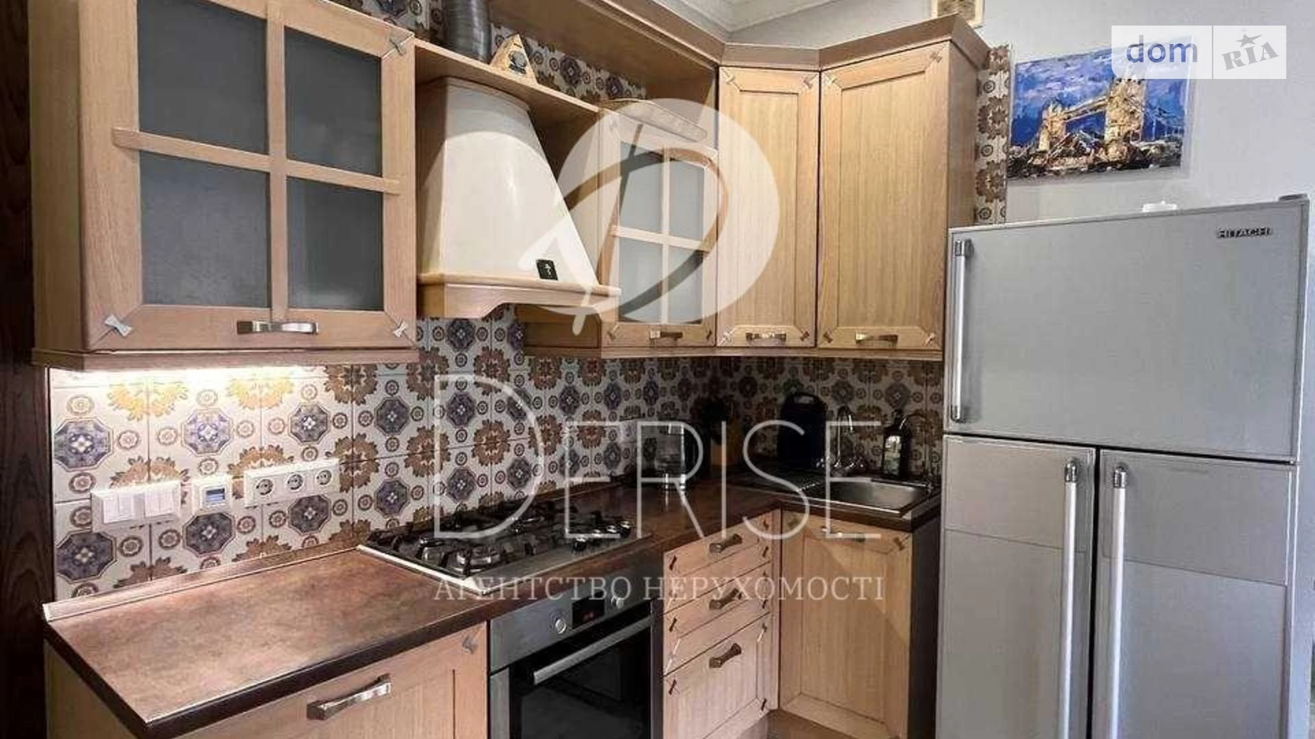 Продается 2-комнатная квартира 58 кв. м в Киеве, ул. Маккейна Джона, 38 - фото 2