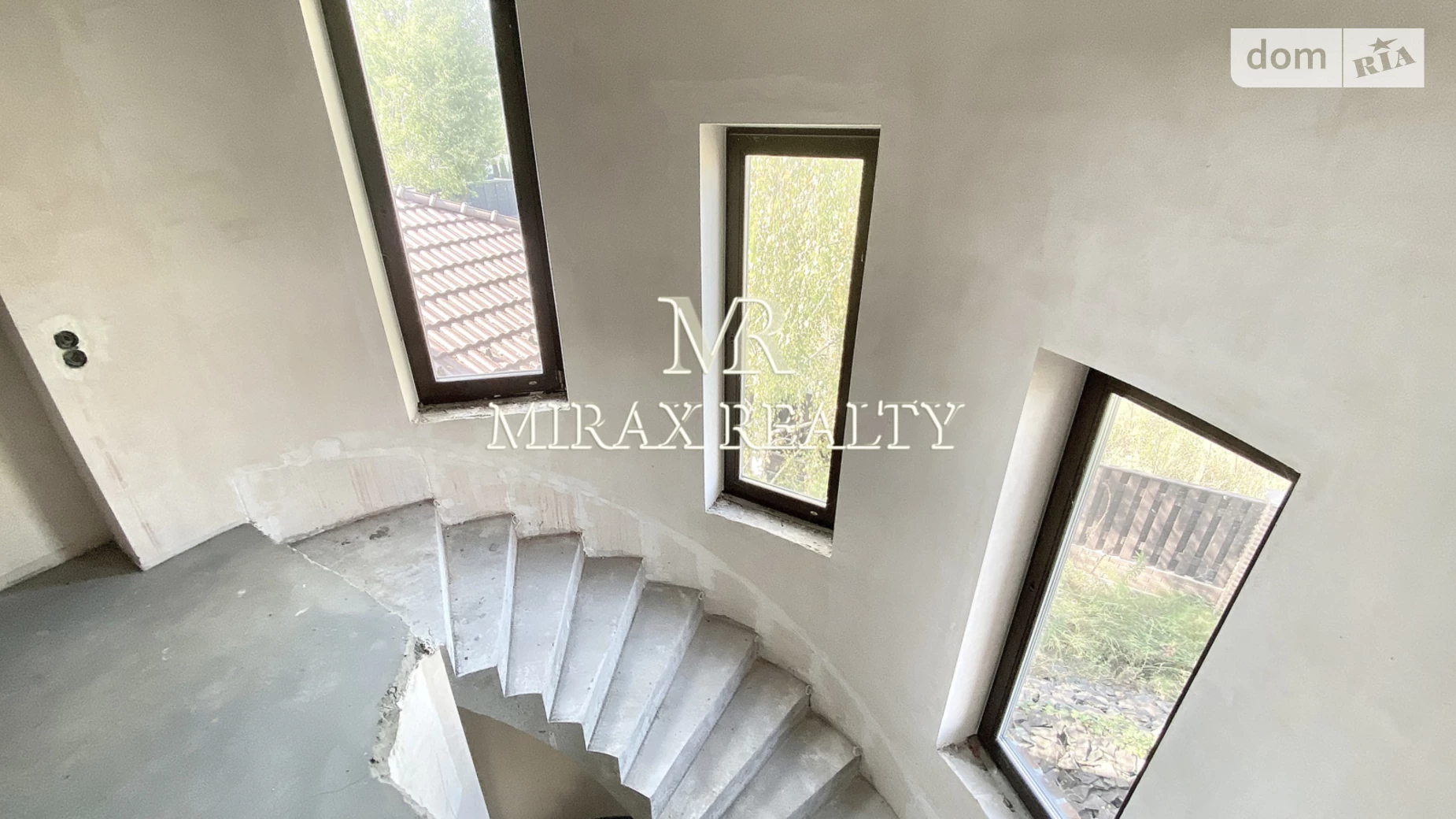Продается дом на 2 этажа 409.7 кв. м с бассейном, цена: 360000 $ - фото 3