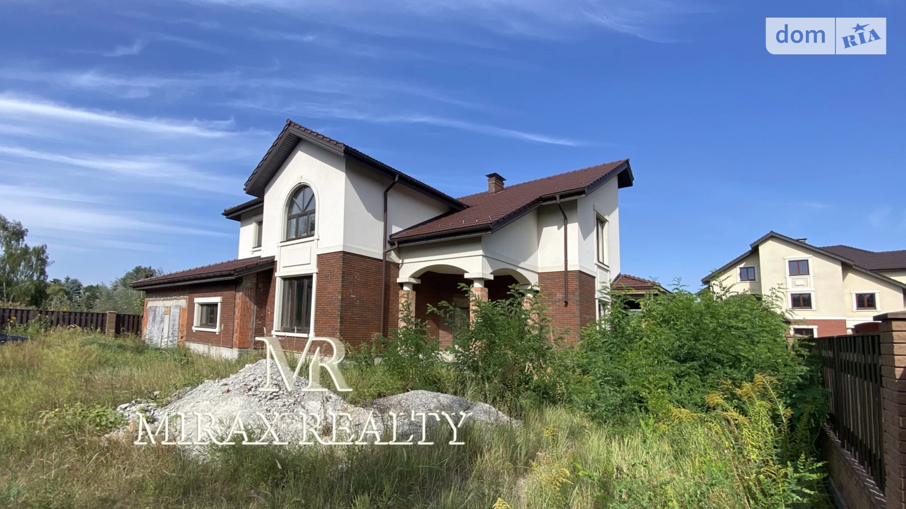 Продается дом на 2 этажа 409.7 кв. м с бассейном, цена: 360000 $ - фото 2
