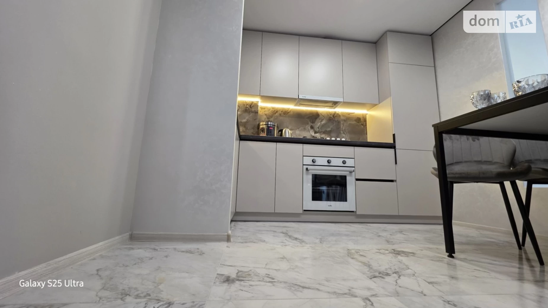 2-кімнатна квартира 62 кв. м у Тернополі, цена: 68500 $ - фото 2