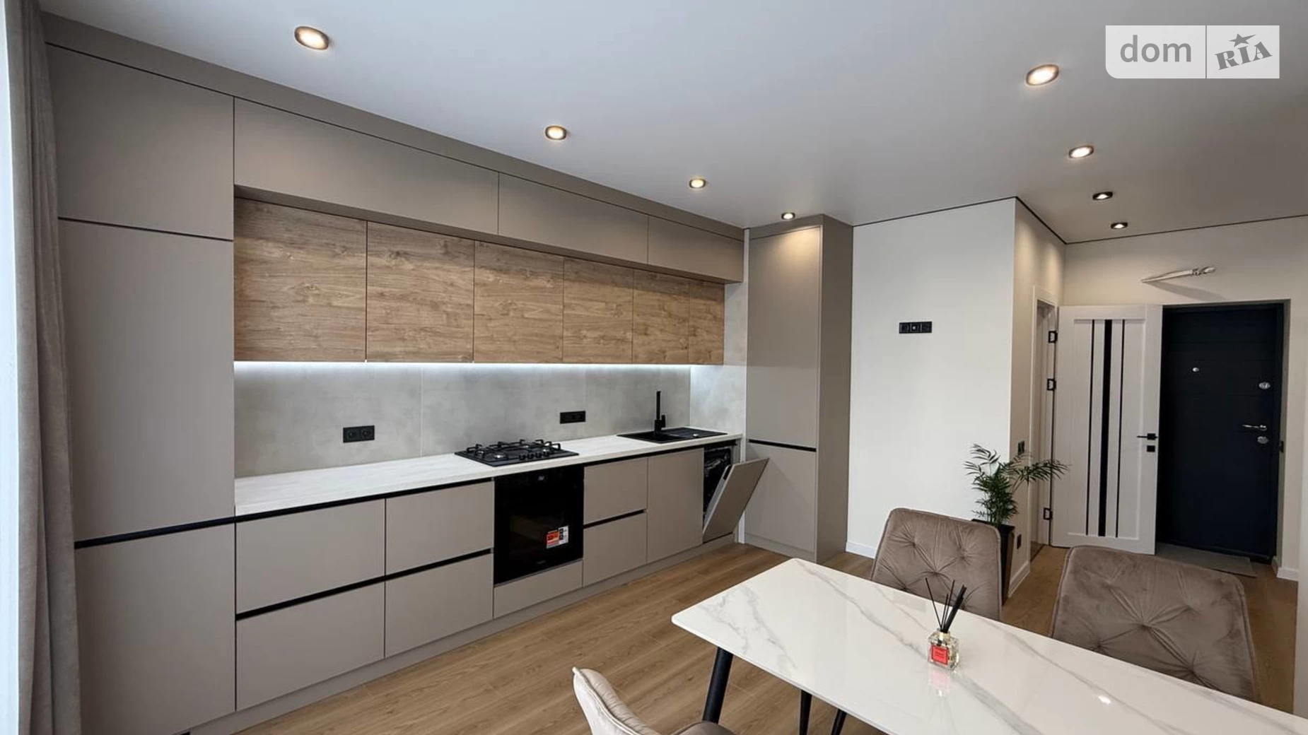 Продается 1-комнатная квартира 40.1 кв. м в, цена: 75000 $ - фото 2