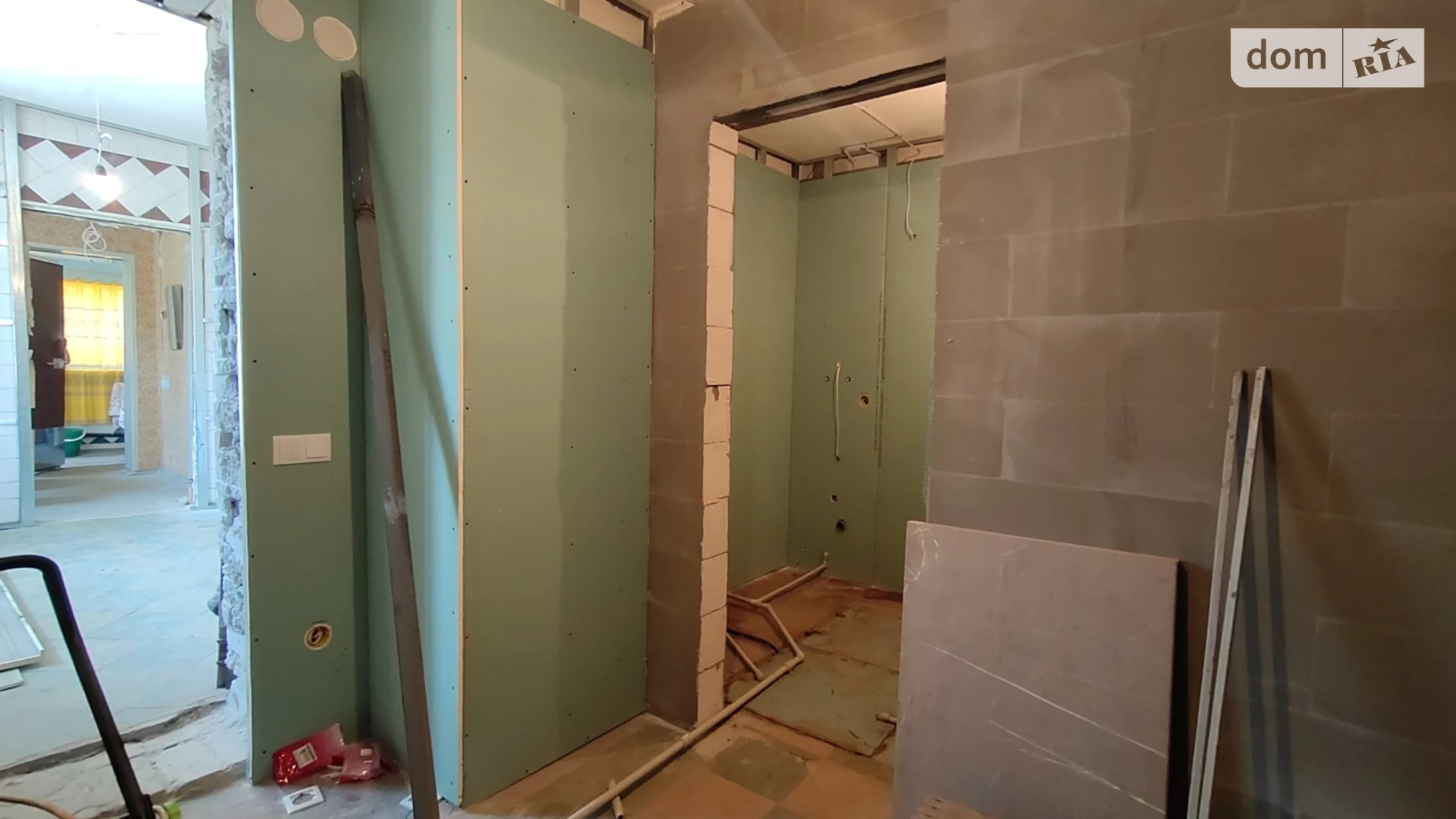 Продается дом на 2 этажа 107 кв. м с гаражом, цена: 25000 $ - фото 5