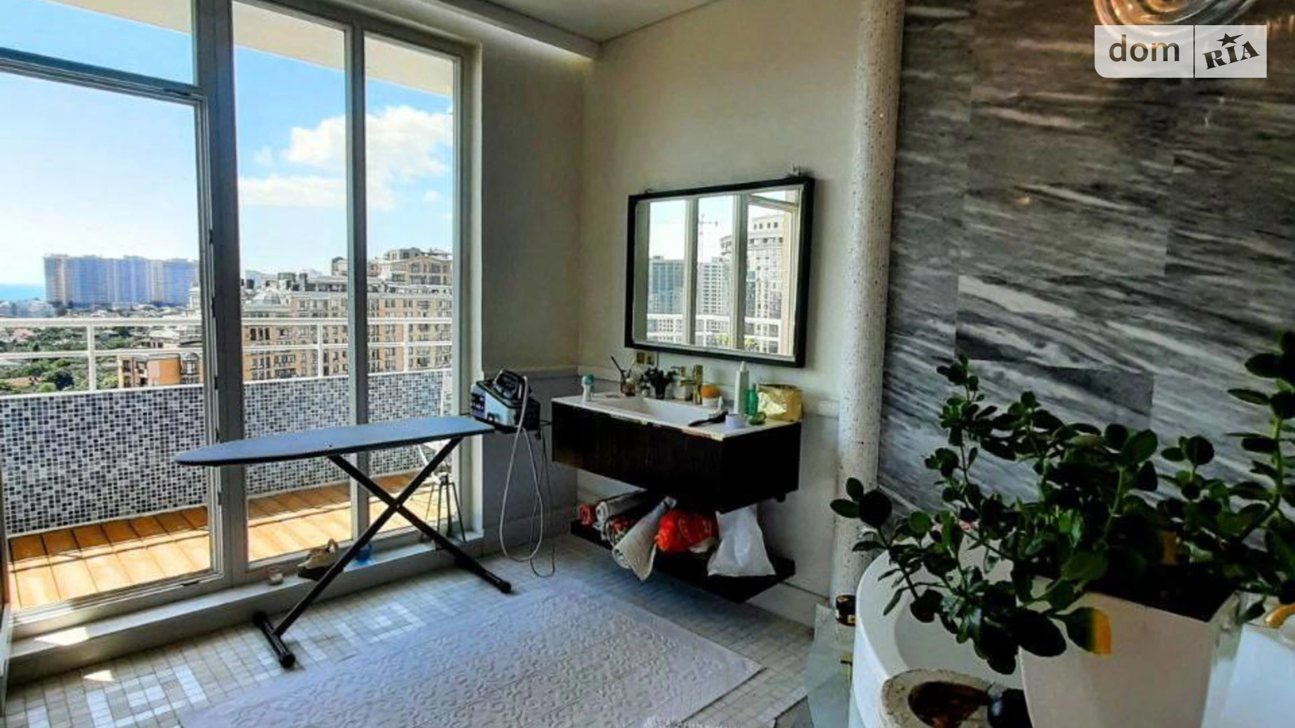 Сдается в аренду 3-комнатная квартира 132 кв. м в, цена: 1100 $ - фото 4