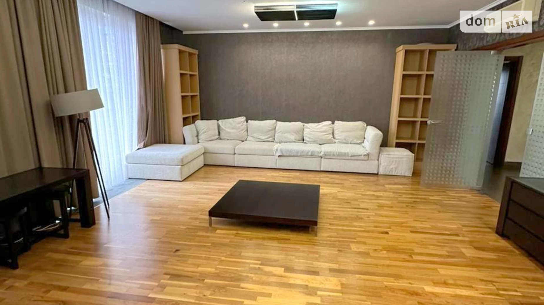 Здається в оренду 4-кімнатна квартира 220 кв. м у Одесі, цена: 1600 $ - фото 2