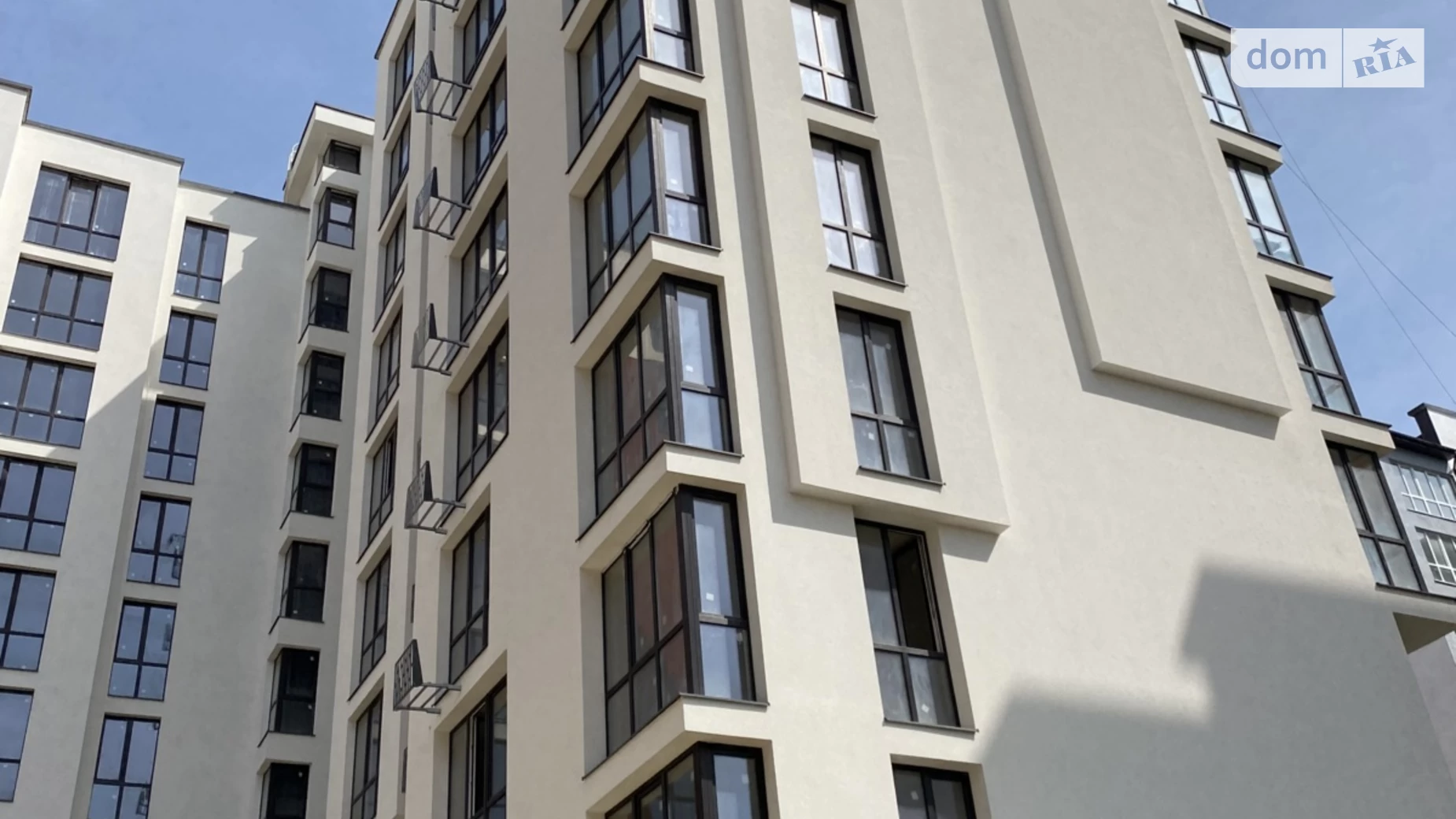 Продается 2-комнатная квартира 61 кв. м в Ивано-Франковске, ул. Химиков, 29 - фото 2