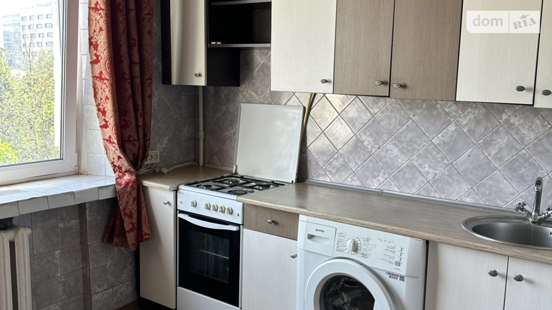 Продается 1-комнатная квартира 38 кв. м в Харькове, ул. Александра Олеся(Сергея Есенина), 7 - фото 2
