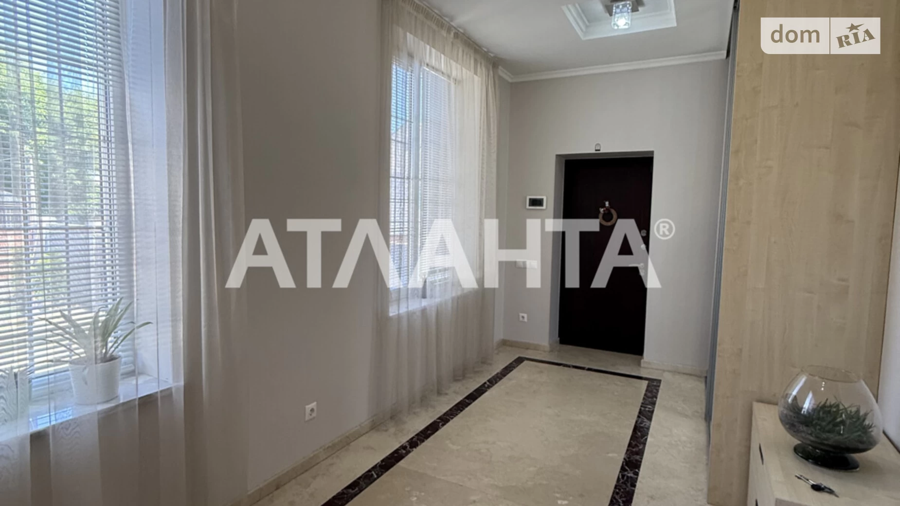 Продается дом на 3 этажа 330 кв. м с баней/сауной, цена: 350000 $ - фото 4