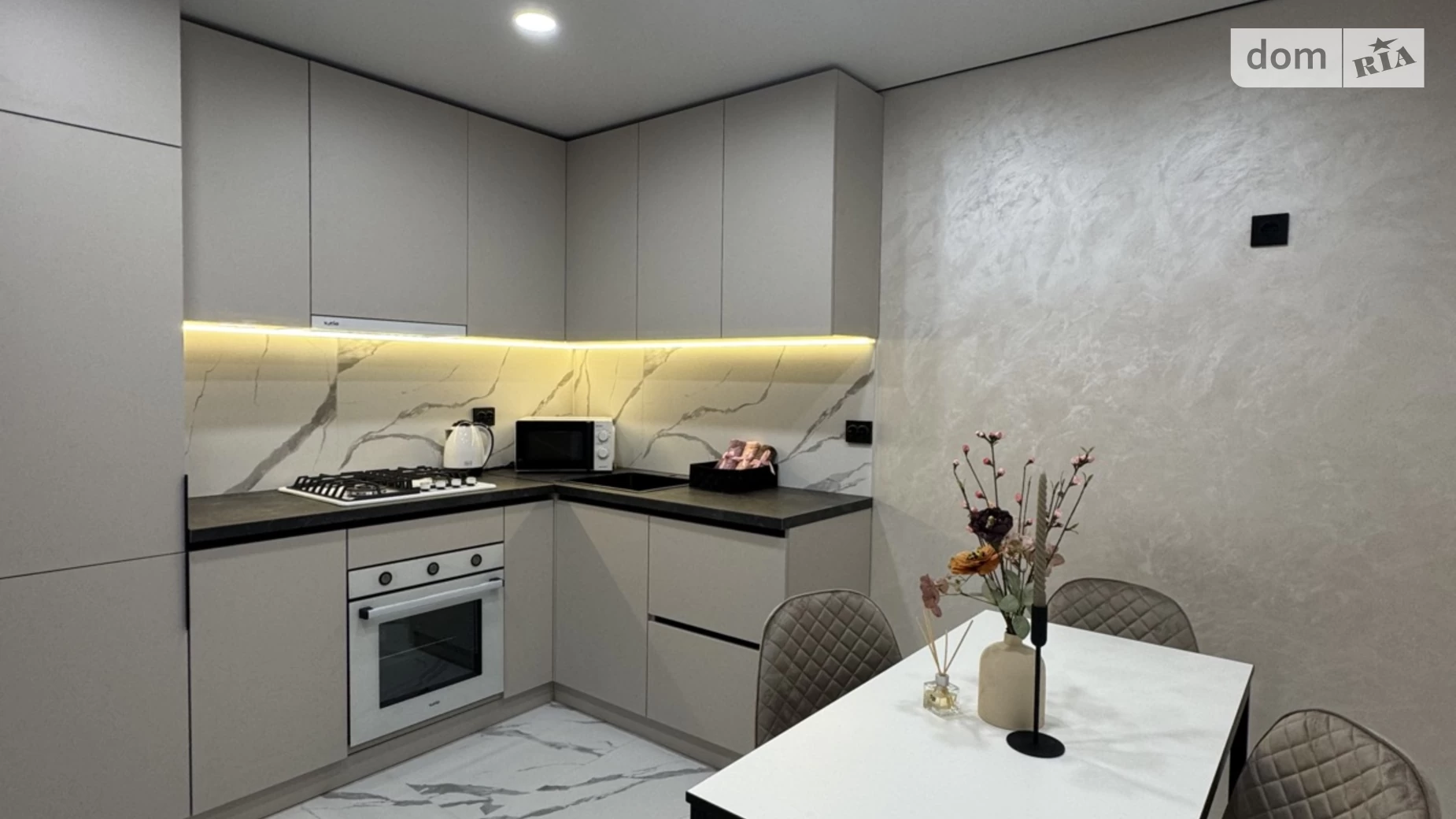 2-комнатная квартира 60 кв. м в Тернополе, цена: 69500 $ - фото 2