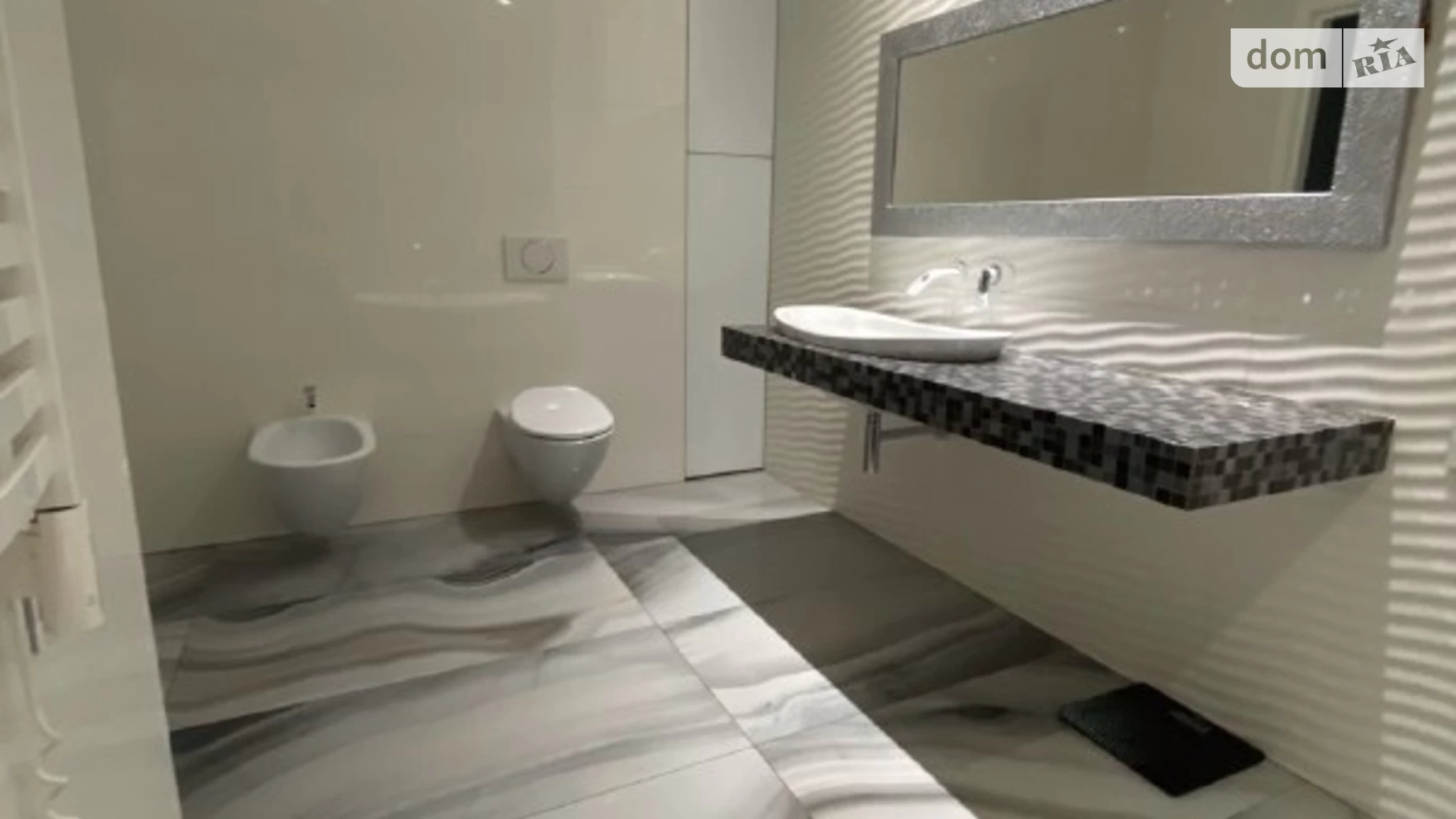 Продается 2-комнатная квартира 103 кв. м в Одессе, ул. Генуэзская, 36 - фото 2