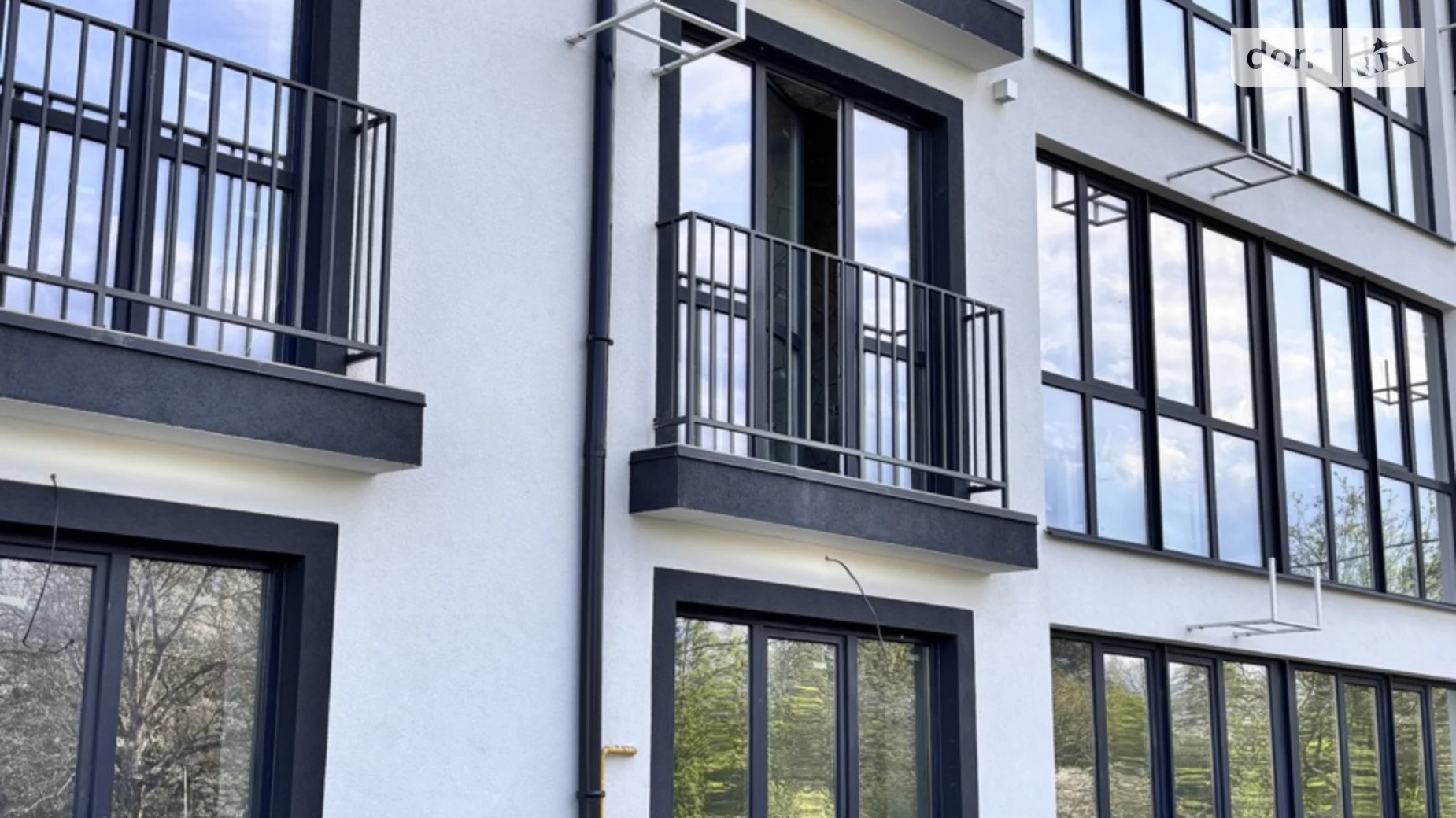 Продается 1-комнатная квартира 41.5 кв. м в Гостомеле, ул. Молодежная, 11Б - фото 2