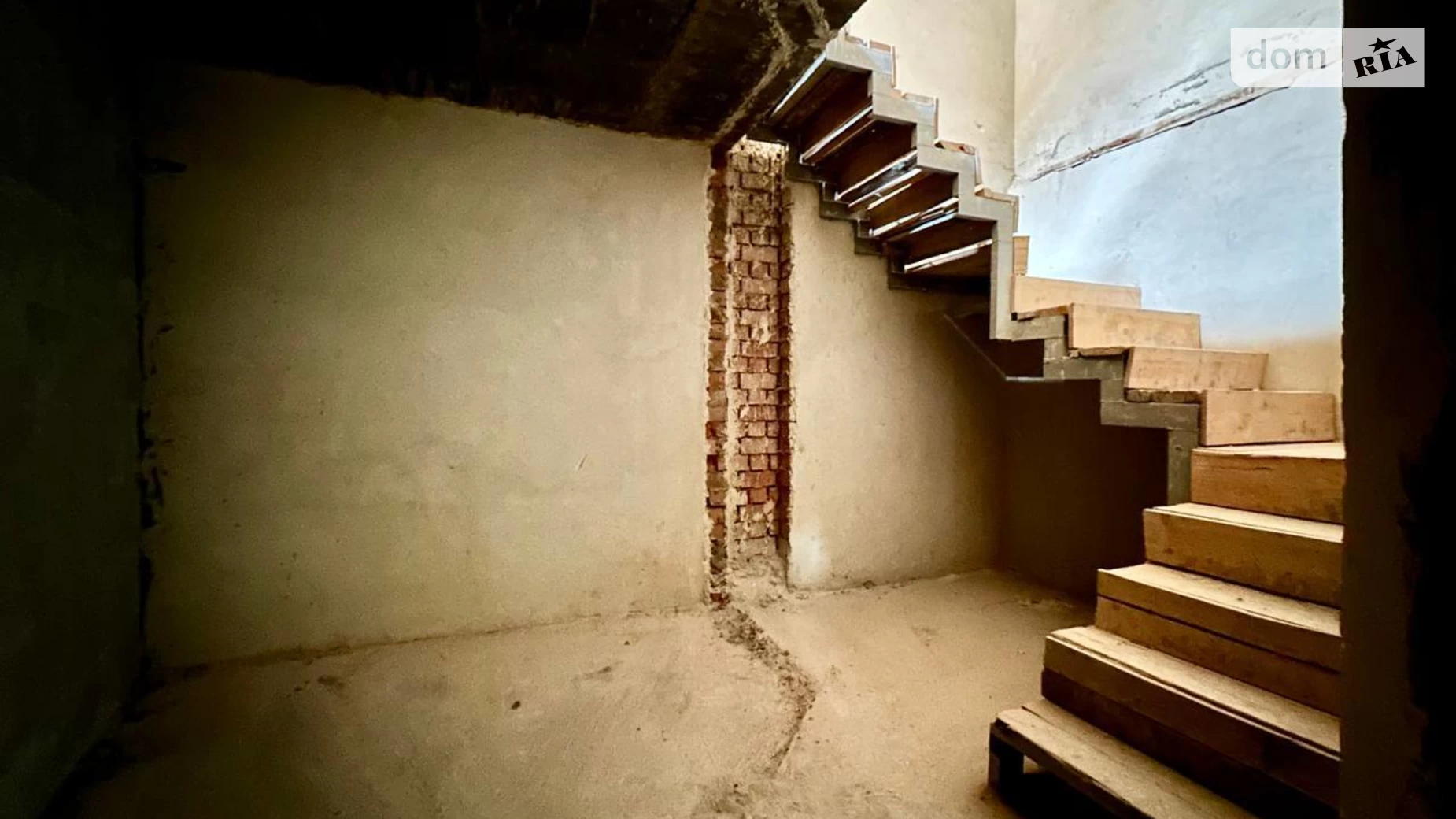 Продается 4-комнатная квартира 131.3 кв. м в, цена: 30000 $ - фото 5