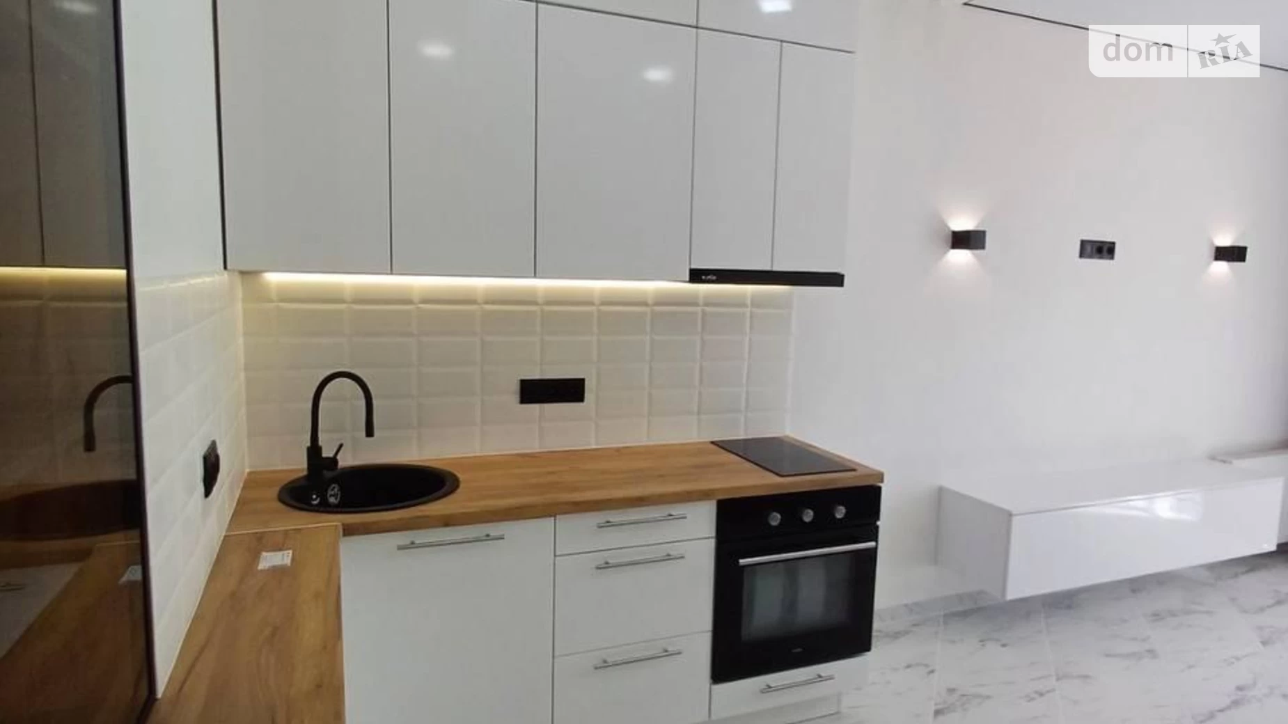 Продается 1-комнатная квартира 28 кв. м в Лиманке, цена: 39500 $ - фото 2