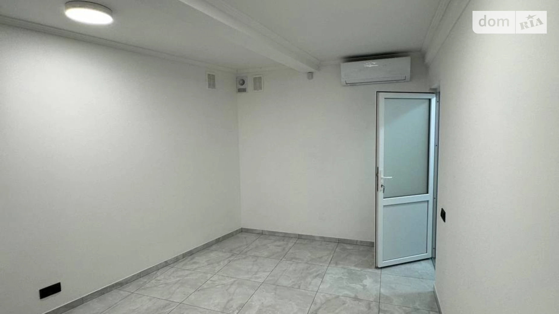 Здається в оренду офіс 33 кв. м в бізнес-центрі, цена: 250 $ - фото 3