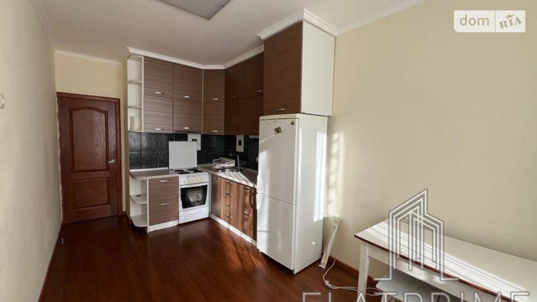 Продается 1-комнатная квартира 49 кв. м в Киеве, ул. Ивана Крамского, 9 - фото 2