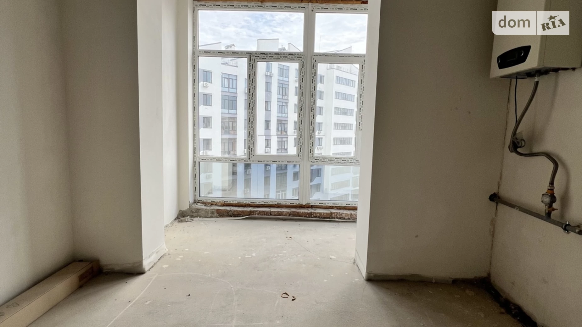 Продается 1-комнатная квартира 40 кв. м в Гостомеле, цена: 35000 $ - фото 2