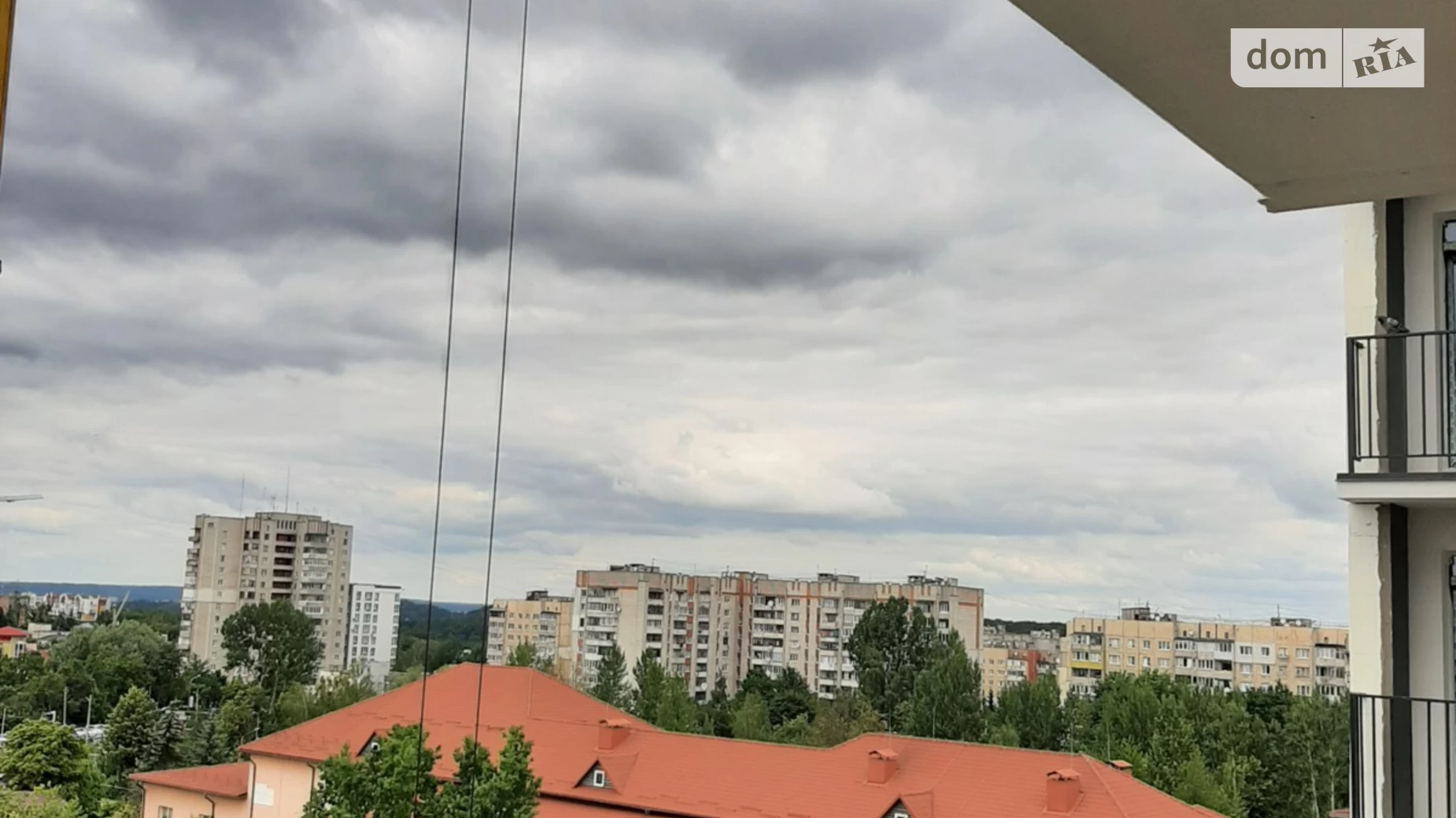 Продается 1-комнатная квартира 45 кв. м в Львове, ул. Длинная, 30 - фото 2