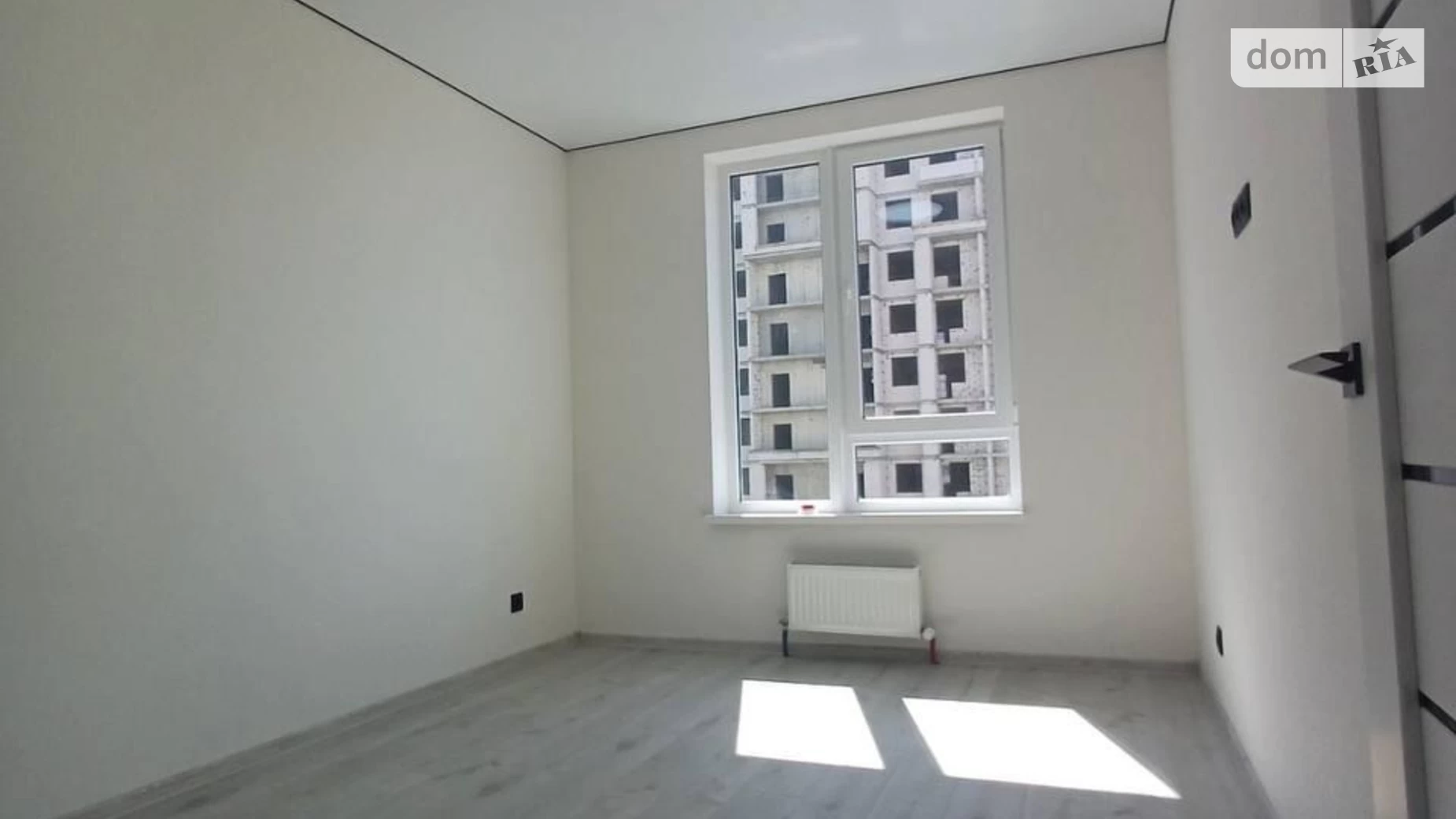 Продается 1-комнатная квартира 36 кв. м в Лиманке, цена: 41500 $ - фото 2