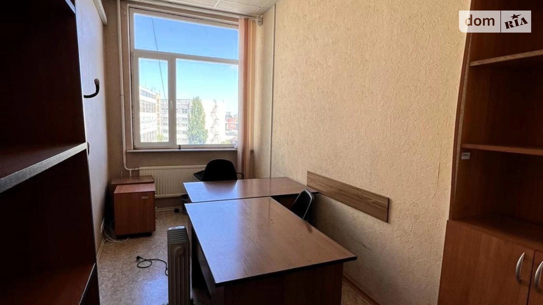 Сдается в аренду офис 9.9 кв. м в бизнес-центре, цена: 2180 грн - фото 2