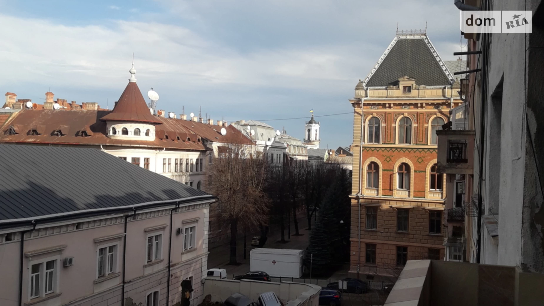 Продается 2-комнатная квартира 73 кв. м в Черновцах - фото 2