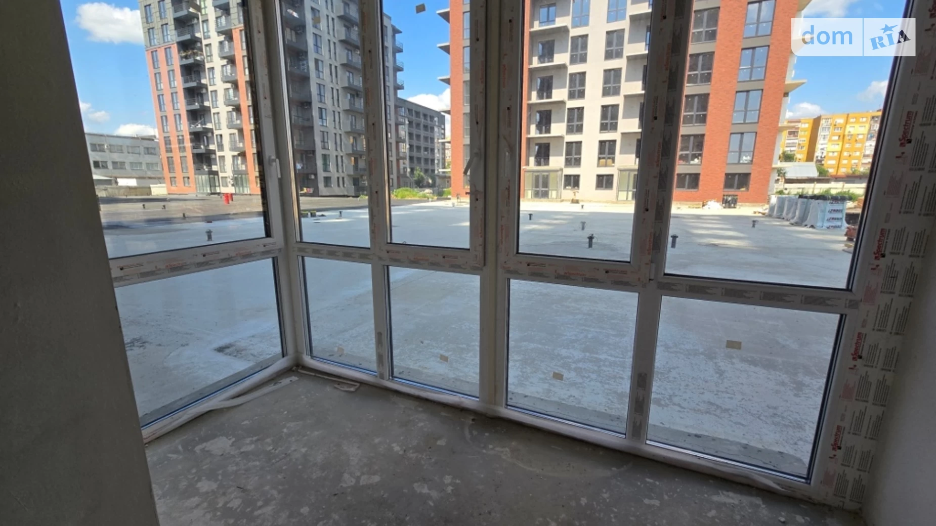 Продается 1-комнатная квартира 44 кв. м в Ужгороде, ул. Легоцкого - фото 4