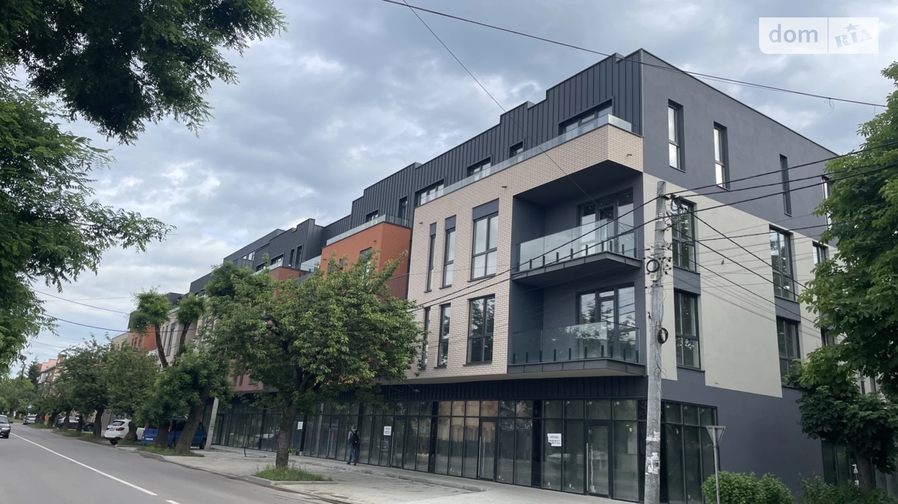 Продается 1-комнатная квартира 45.8 кв. м в Ужгороде, ул. Собранецкая - фото 2