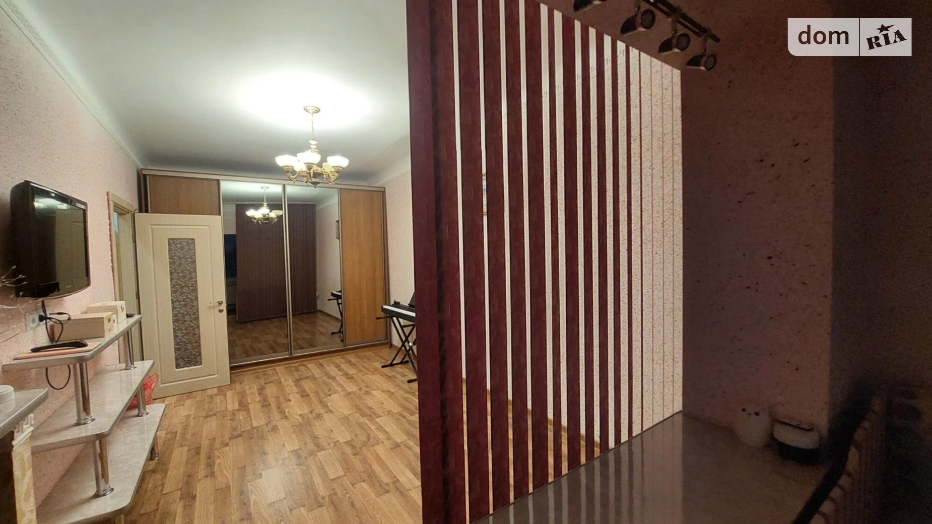 Продается 1-комнатная квартира 30.2 кв. м в Дрогобыче, ул. Михаила Грушевского - фото 2