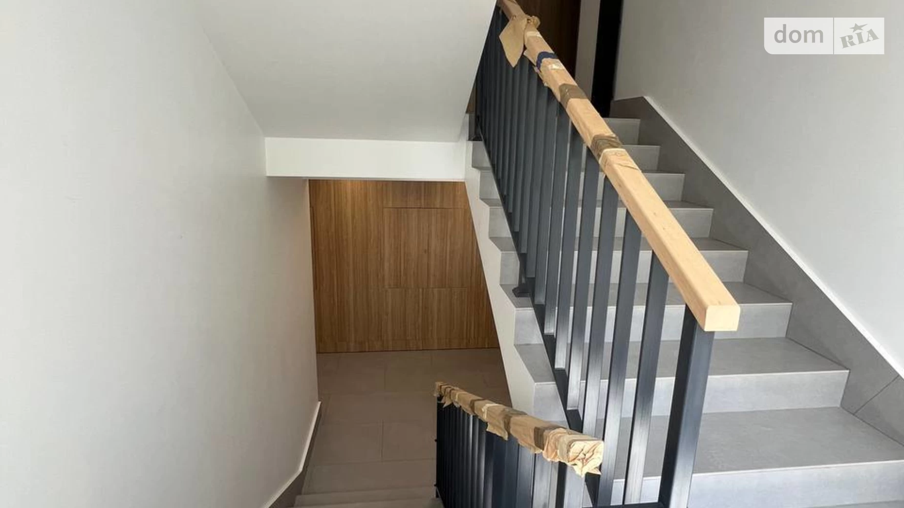 Продается 1-комнатная квартира 42 кв. м в Ирпене, ул. Рыльского, 5/1 - фото 4