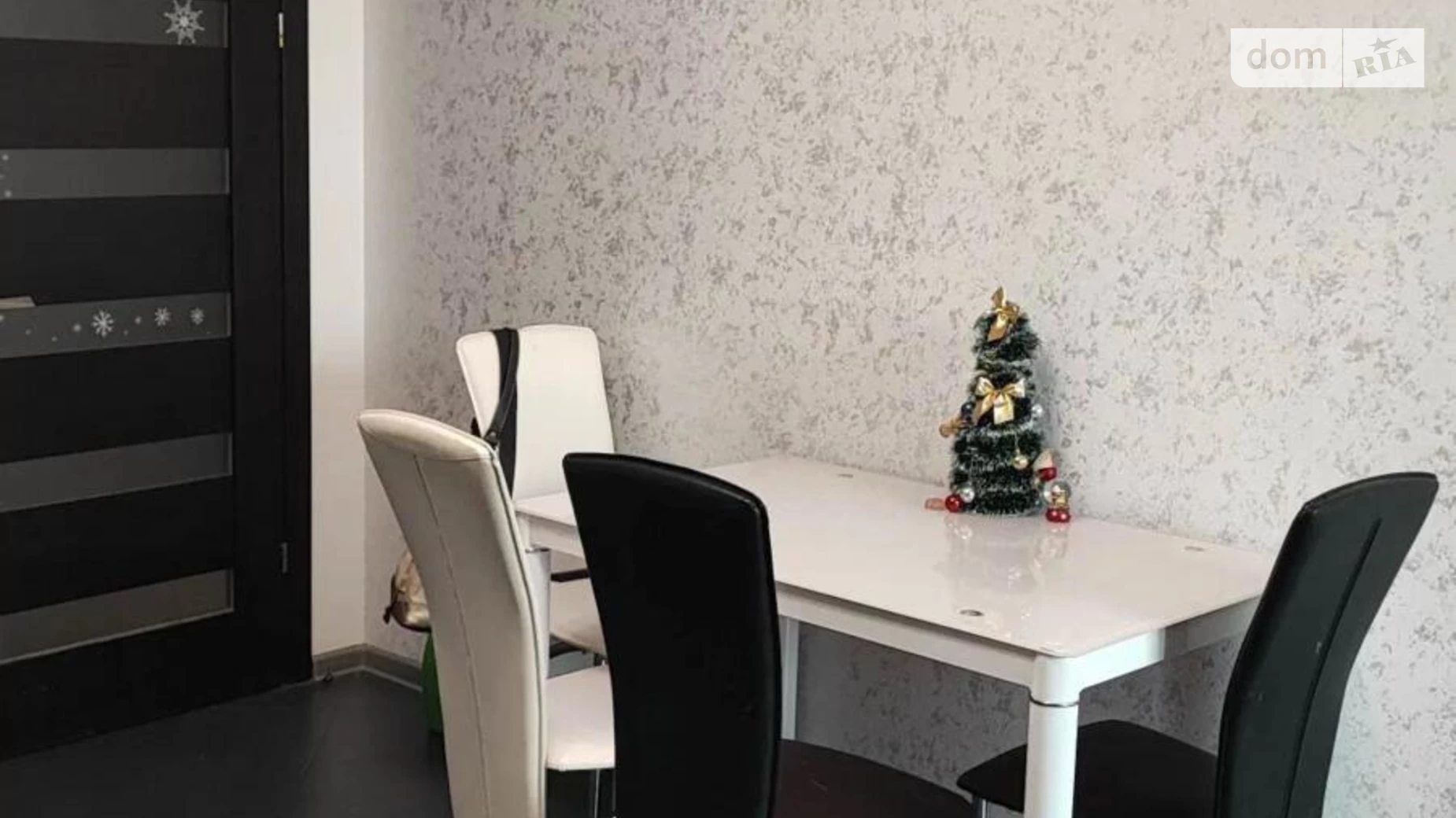 Продается 2-комнатная квартира 73 кв. м в Львове, ул. Франциска Скорини - фото 2