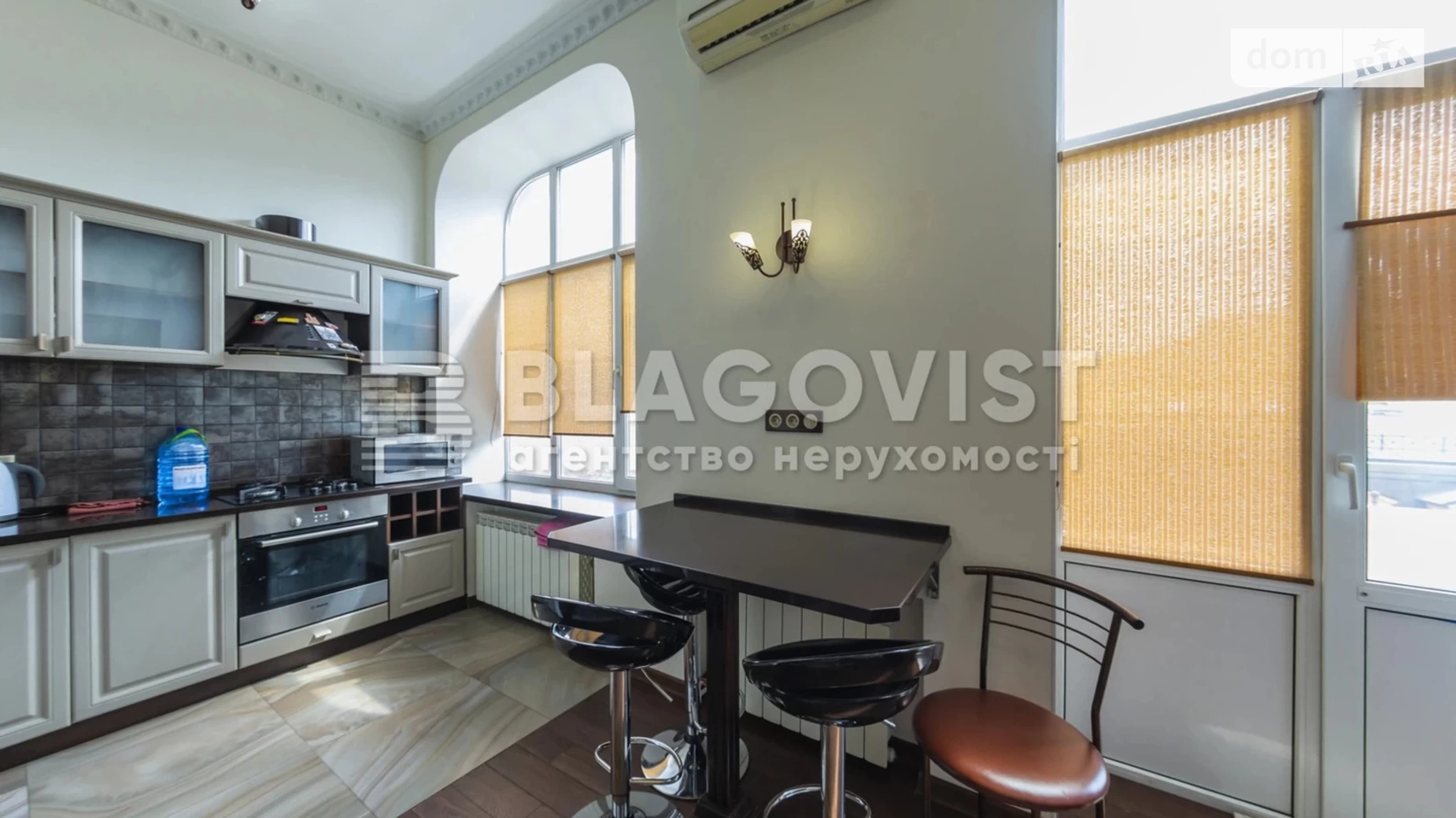 Продается 2-комнатная квартира 53 кв. м в Киеве, спуск Андреевский, 2Б - фото 4