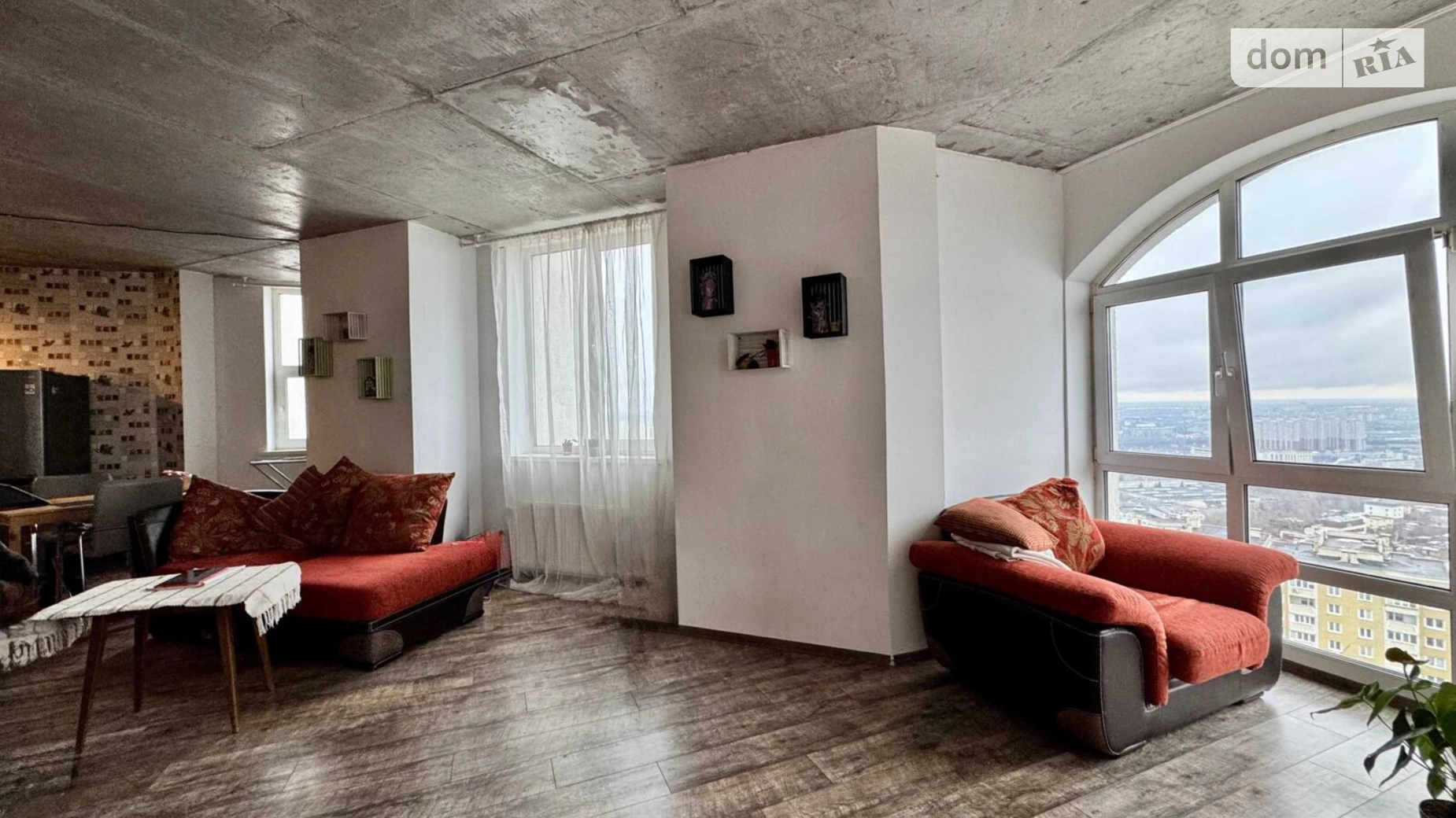 Продается 1-комнатная квартира 70 кв. м в Киеве, ул. Бакинская - фото 2
