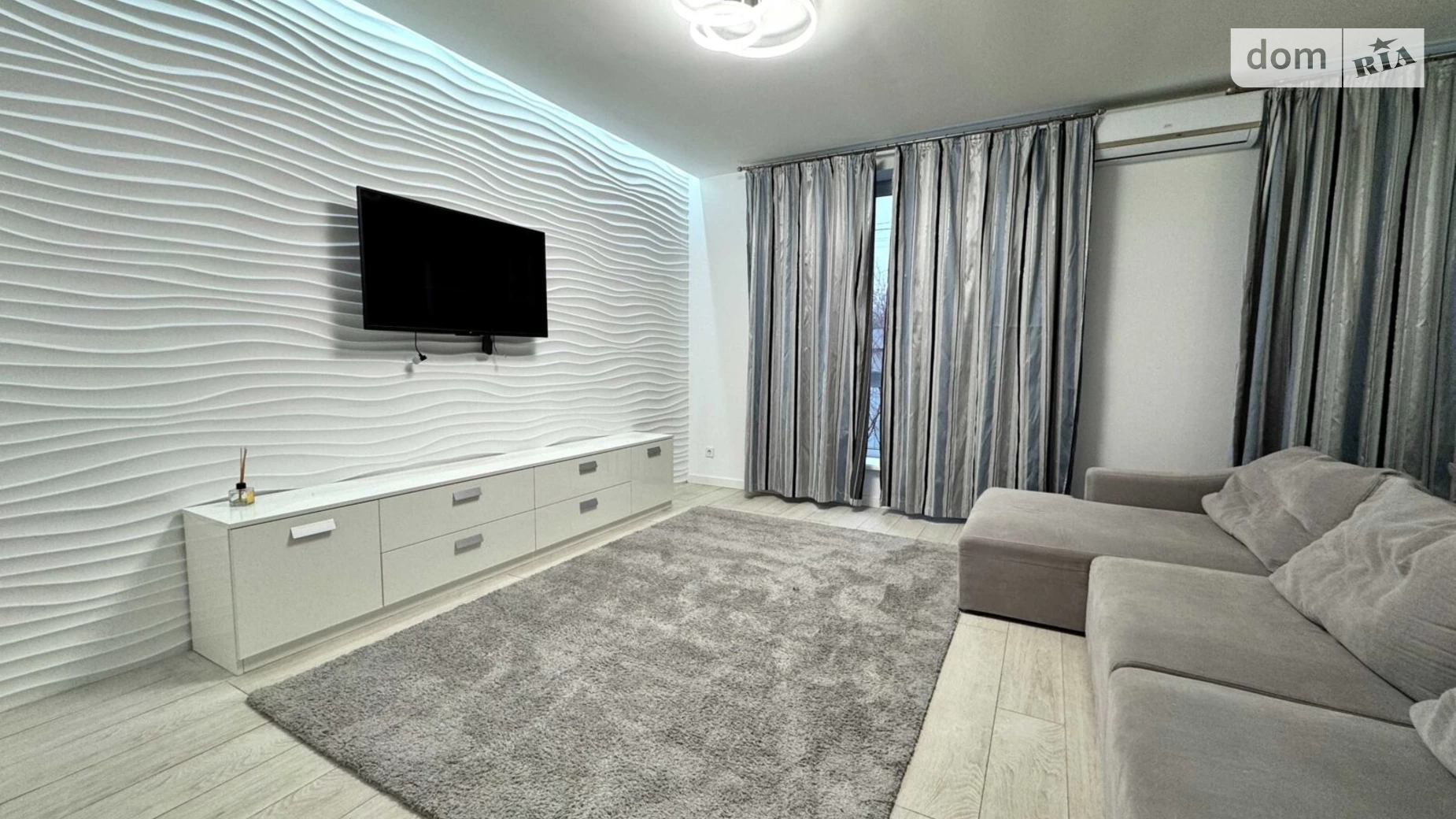 Продается дом на 2 этажа 180 кв. м с мебелью, цена: 240000 $ - фото 2