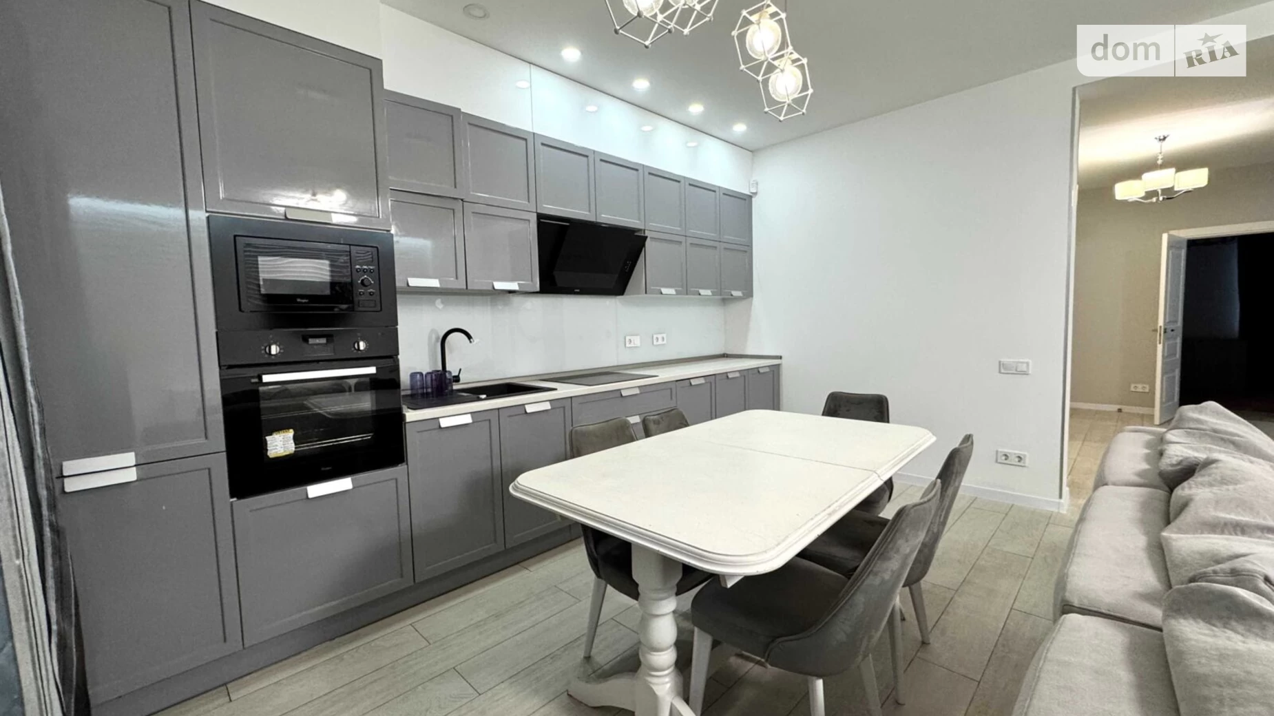 Продается дом на 2 этажа 180 кв. м с мебелью, цена: 240000 $ - фото 3
