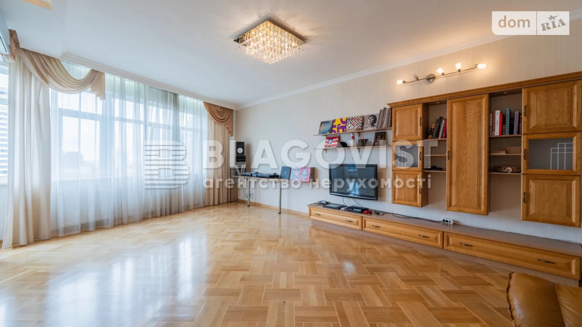 Продается 3-комнатная квартира 128 кв. м в Киеве, ул. Старонаводницкая, 6Б - фото 2