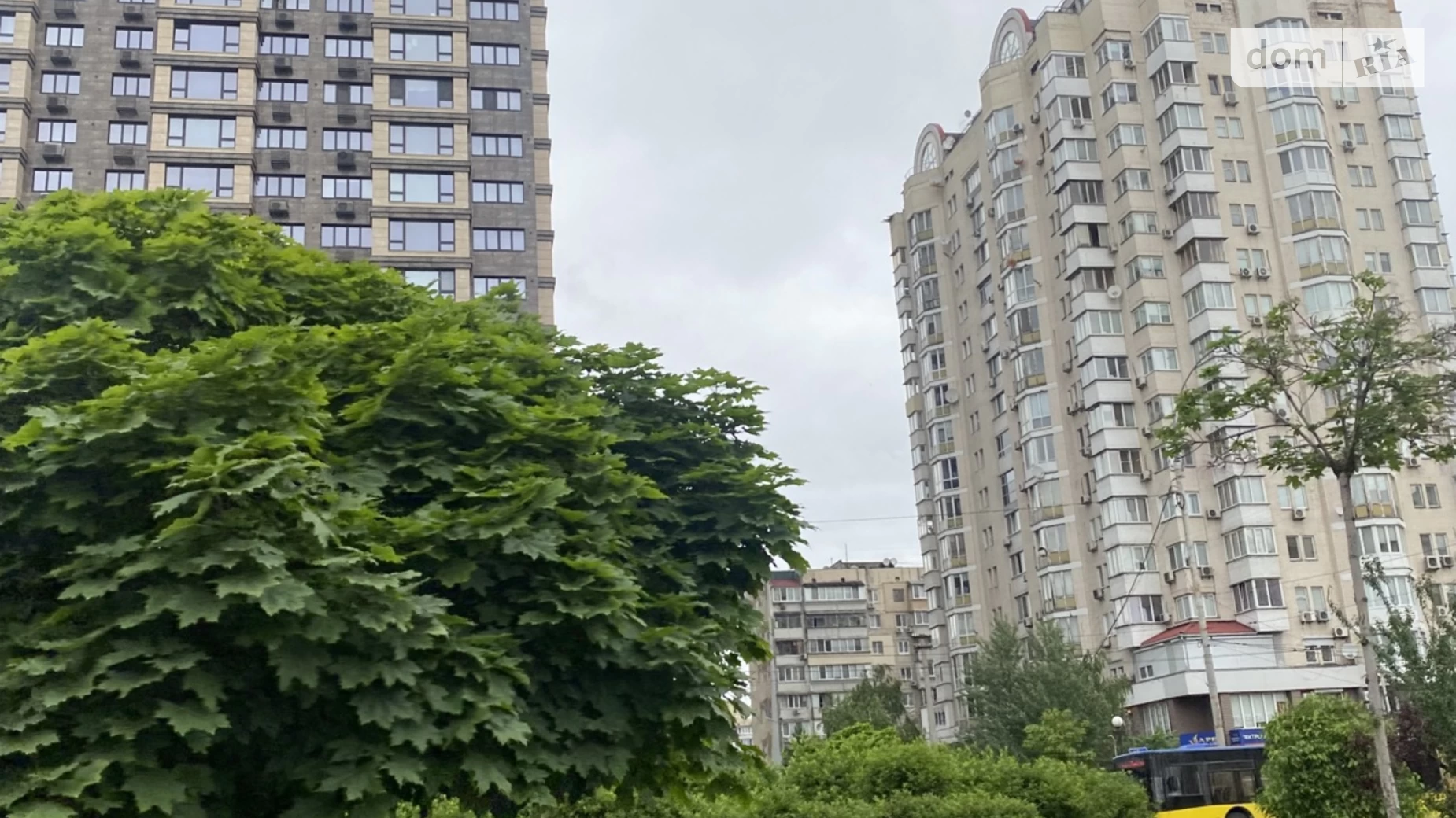 Продается 3-комнатная квартира 121 кв. м в Киеве, просп. Оболонский, 26 - фото 2
